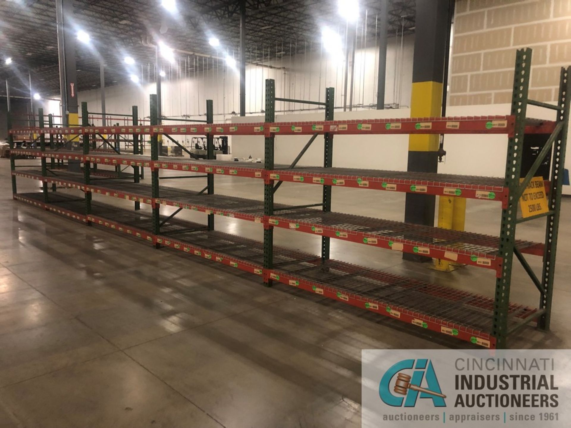 SECTIONS 42" X 96" X 90" HIGH PALLET RACK, (6) UPRIGHTS, (40) CROSS BEAMS, (40) 43" X 46" WIRE