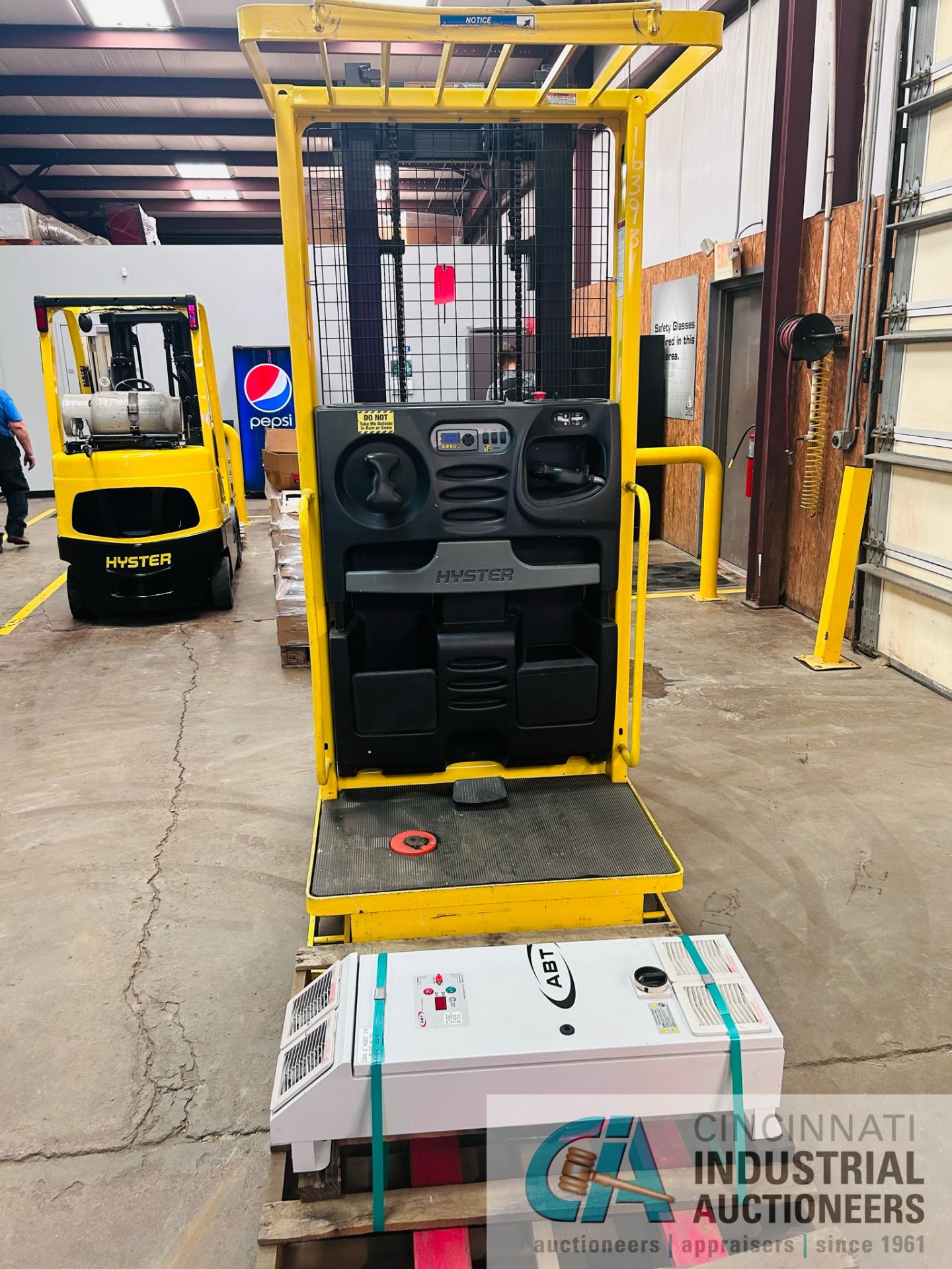 **2015 - 3,000 LB Hyster Model R30XMS3 Electric Order Picker; S/N E174N03431N, Charger Included** - Image 4 of 12