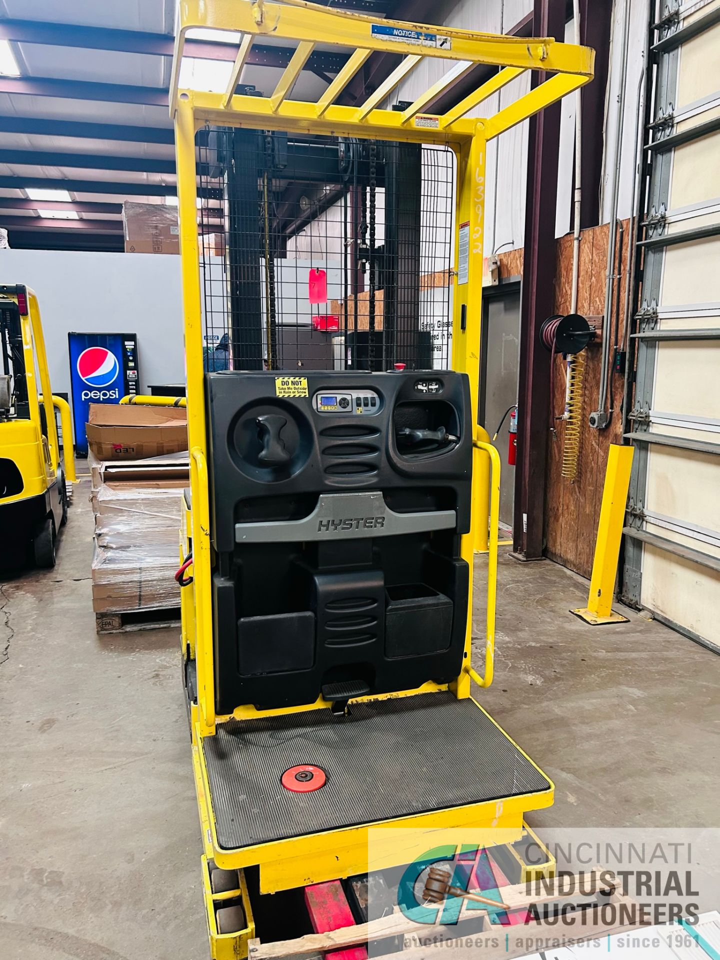 **2015 - 3,000 LB Hyster Model R30XMS3 Electric Order Picker; S/N E174N03465N, Charger Included** - Image 4 of 12