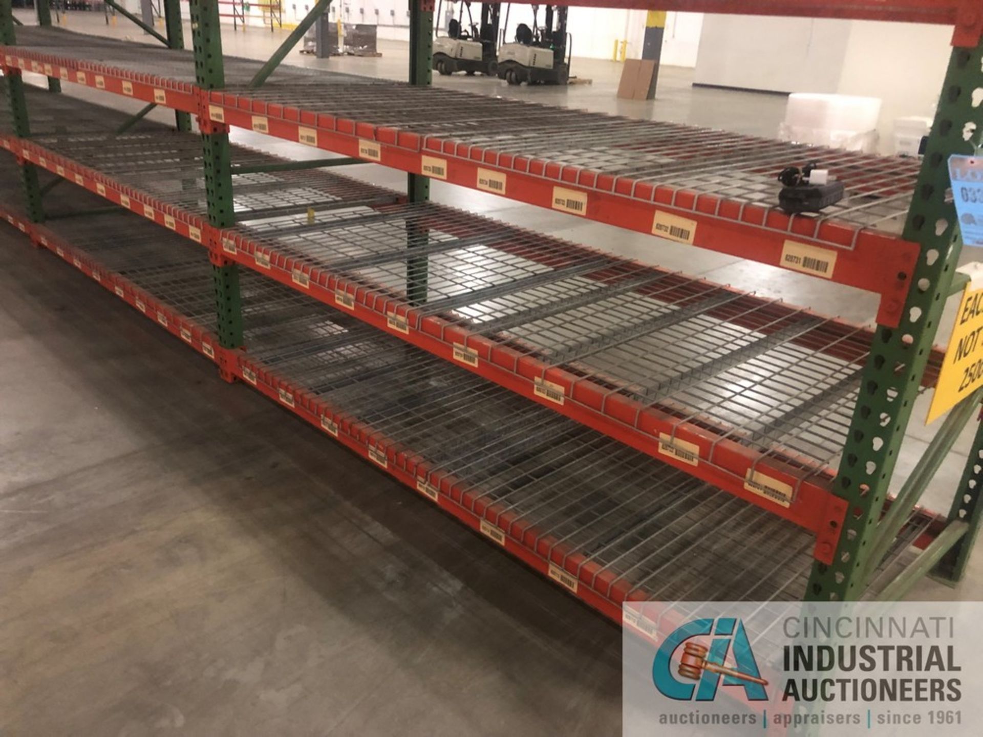 SECTIONS 42" X 96" X 90" HIGH PALLET RACK, (5) UPRIGHTS, (40) CROSS BEAMS, (40) 43" X 46" WIRE - Image 2 of 2