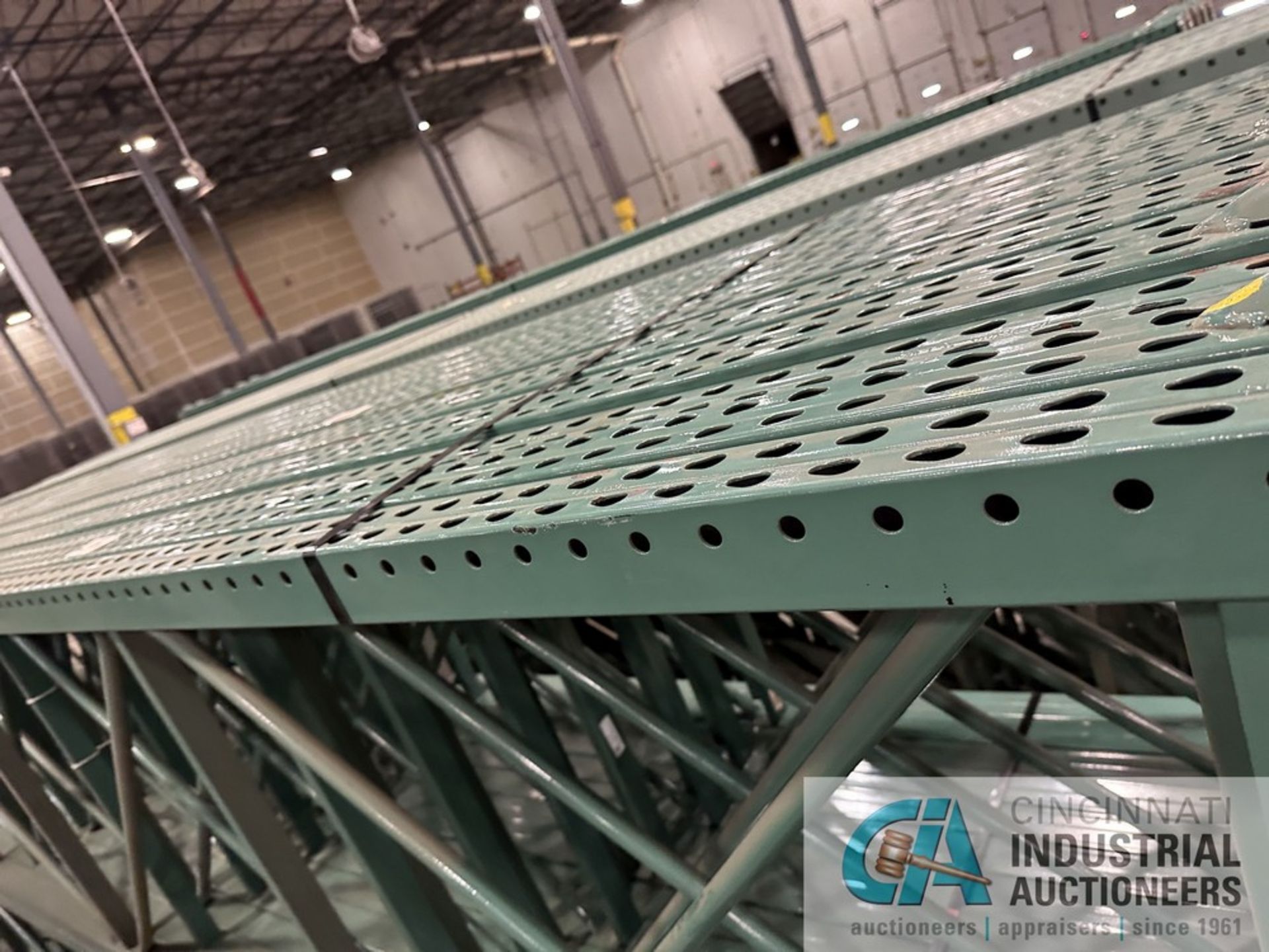 42" X 28'H TEARDROP STYLE PALLET RACK UPRIGHTS, 3" X 3" COLUMN (GREEN) - Image 13 of 14