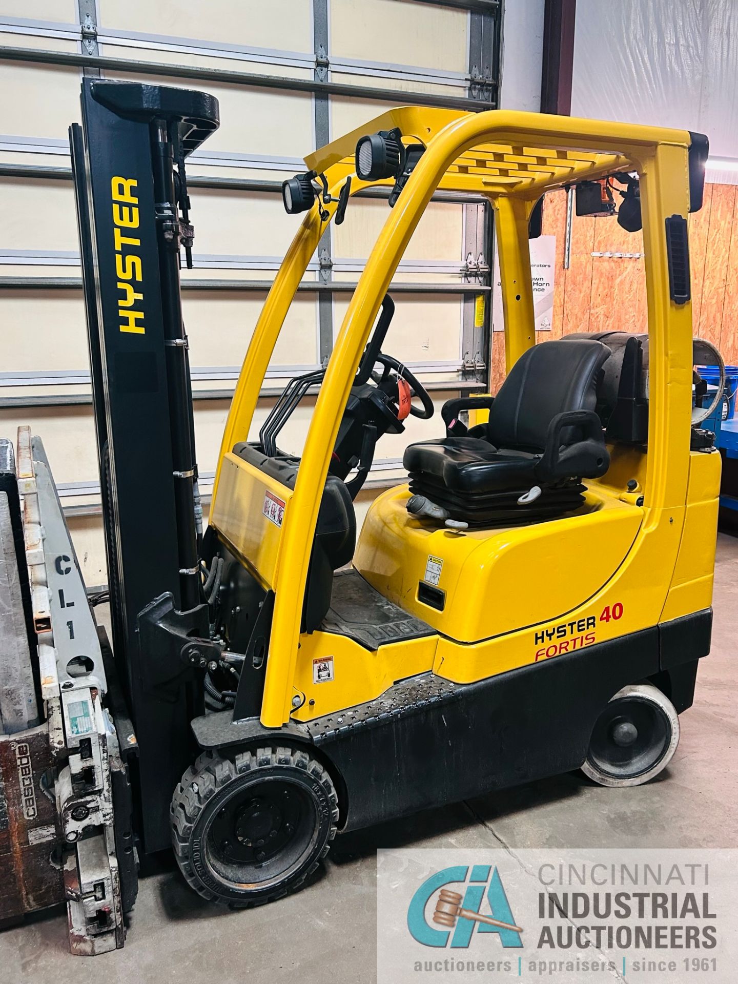 **4,000 LB Hyster Model S40FT LP Gas Lift Truck w/ Box Clamp Attachment; S/N F010V01689N ** Located - Image 3 of 12