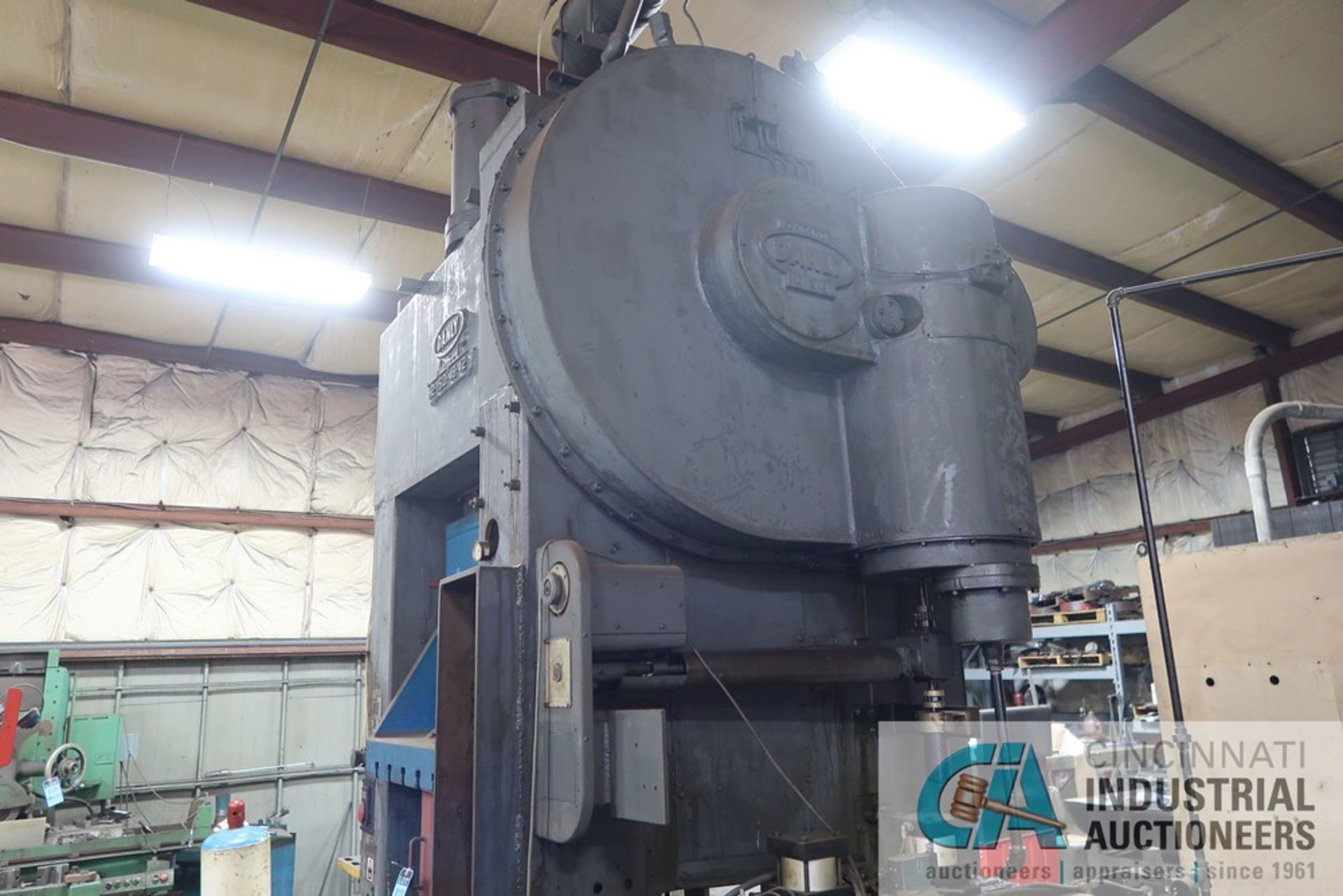 **150-TON DANLY MODEL H2-150-48-42 STRAIGHT SIDE PRESS; S/N 108901, 6" STROKE, 20" SHUT HEIGHT, 3- - Image 6 of 11