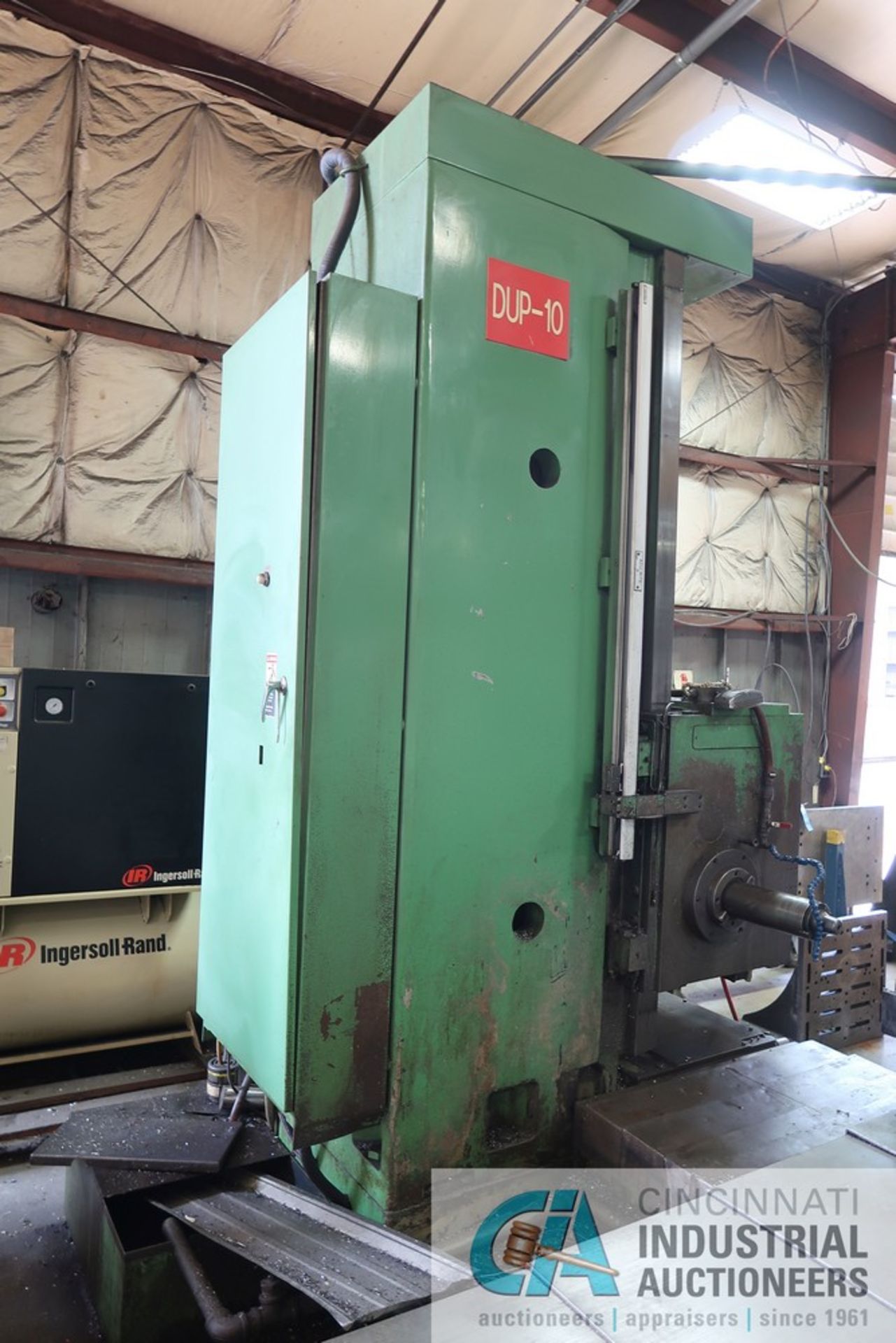 KURAKI MODEL KBT-1003W HORIZONTAL BORING MILL; S/N KK-2198, 41" X 47" ROTATING TABLE, 50 TAPER - Image 11 of 11