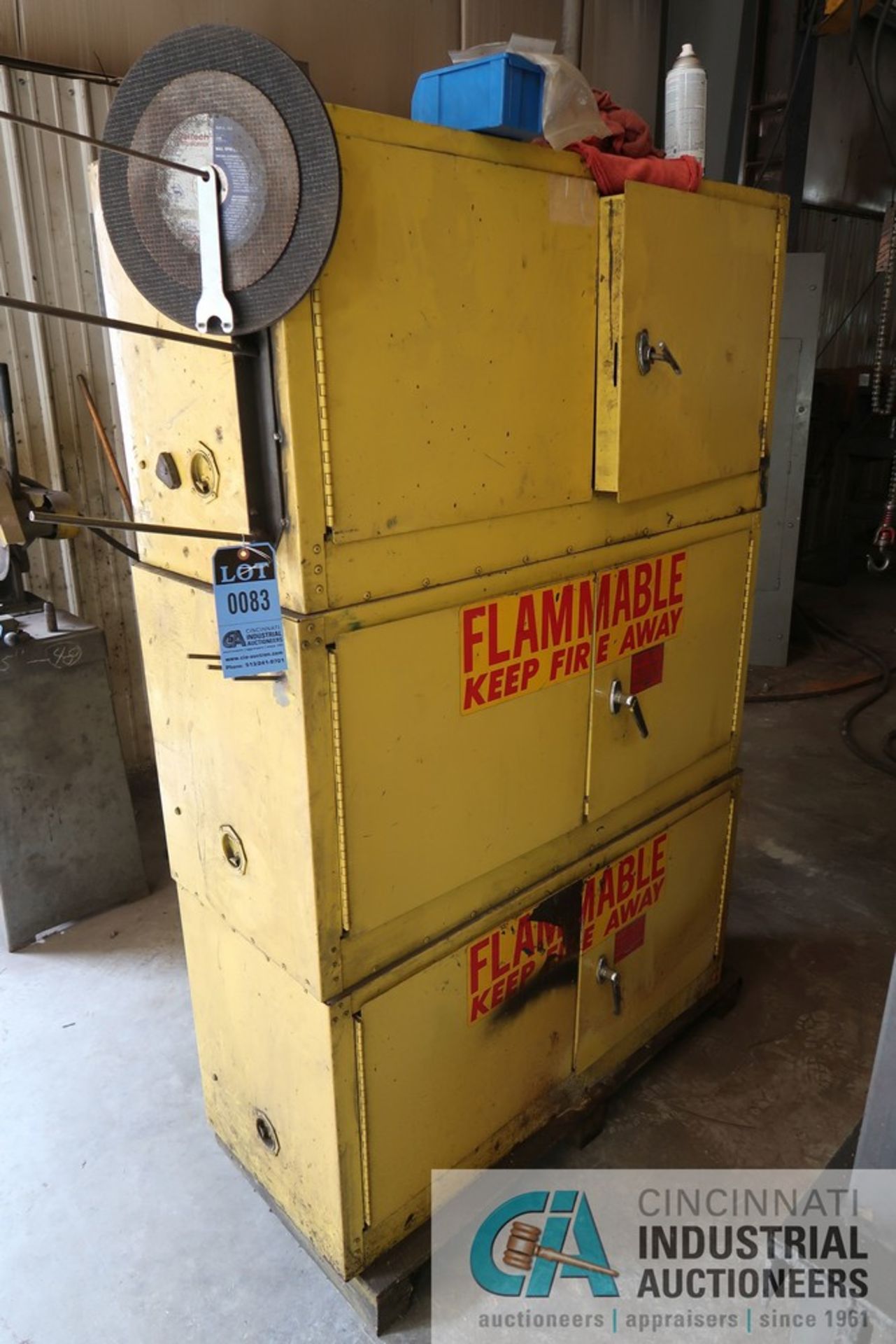 15 GAL. EAGLE FLAMMABLE MATERIAL CABINETS