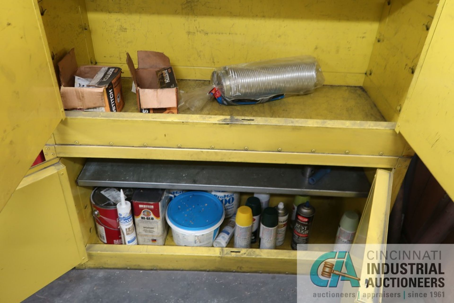 15 GAL. FLAMMABLE CABINETS W/ MISC. HARDWARE - Image 3 of 3