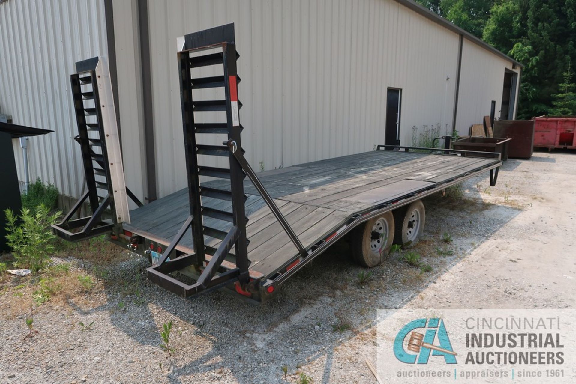 8'W X 16' QUALITY TRAILER TANDEM AXLE TRAILER; VIN # 550FP2029DS003430, 45" DOVETAIL, 64" RAMPS, - Image 5 of 5