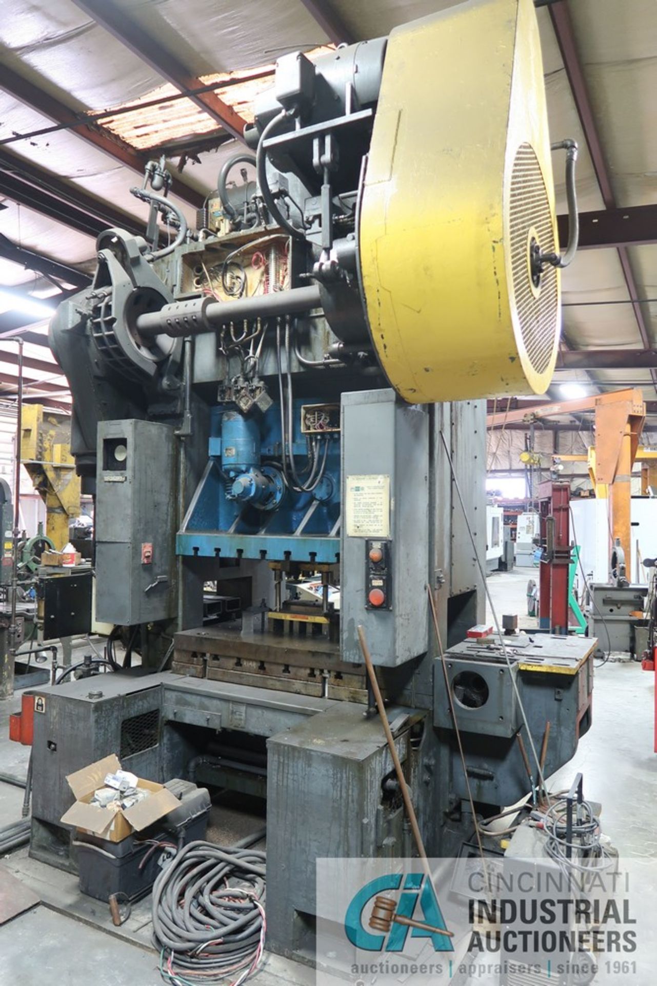 **150-TON DANLY MODEL H2-150-48-42 STRAIGHT SIDE PRESS; S/N 108901, 6" STROKE, 20" SHUT HEIGHT, 3- - Image 2 of 11