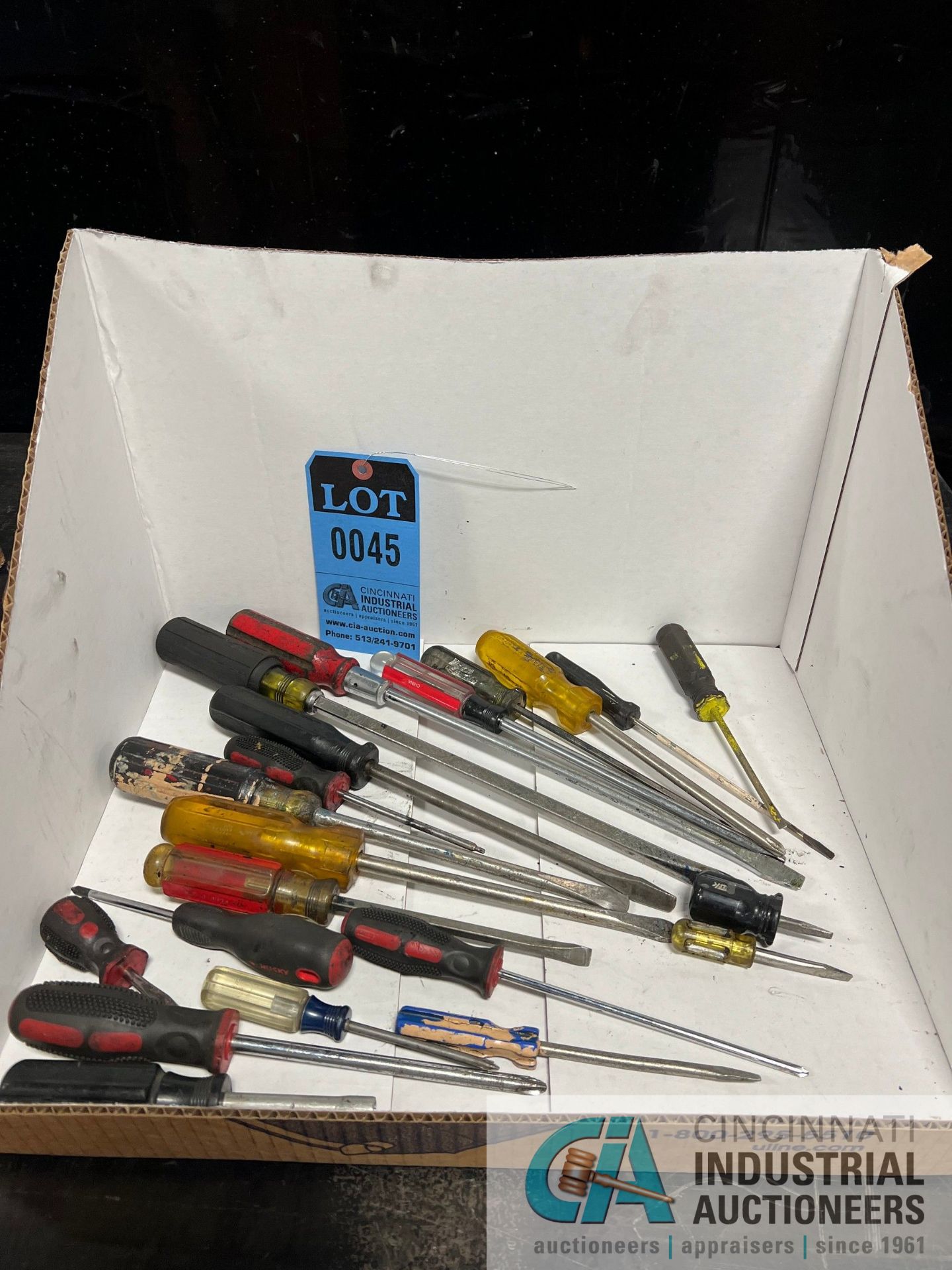 ASSORTED SCREWDRIVERS **LOCATED AT 235 Factory Street, La Porte, Indiana 46350**