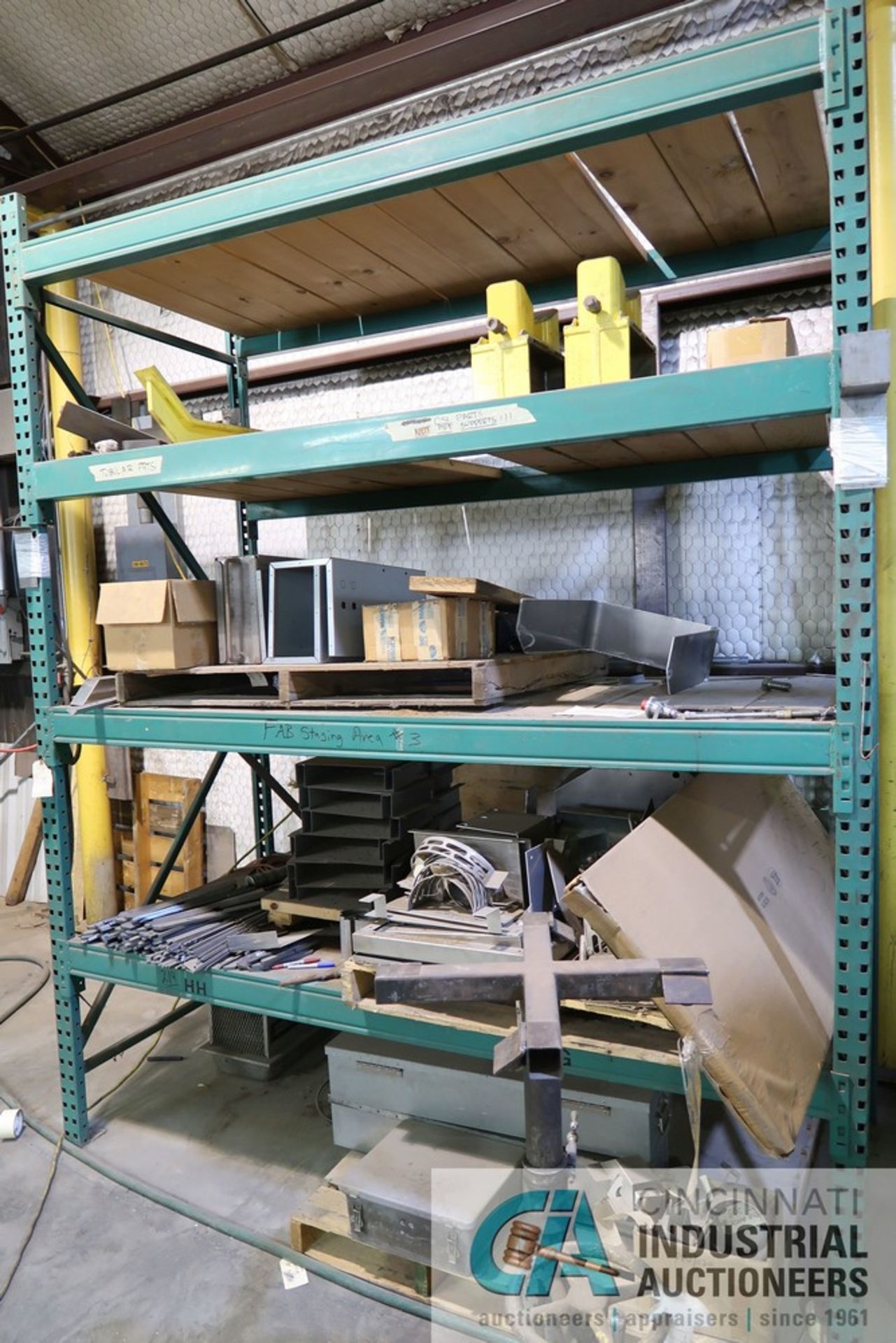 SECTIONS 44" X 90" X 120" HIGH ADJUSTABLE BEAM PALLET RACK AND CONTENTS OF MISCELLANEOUS TYPE WIP - Image 2 of 7