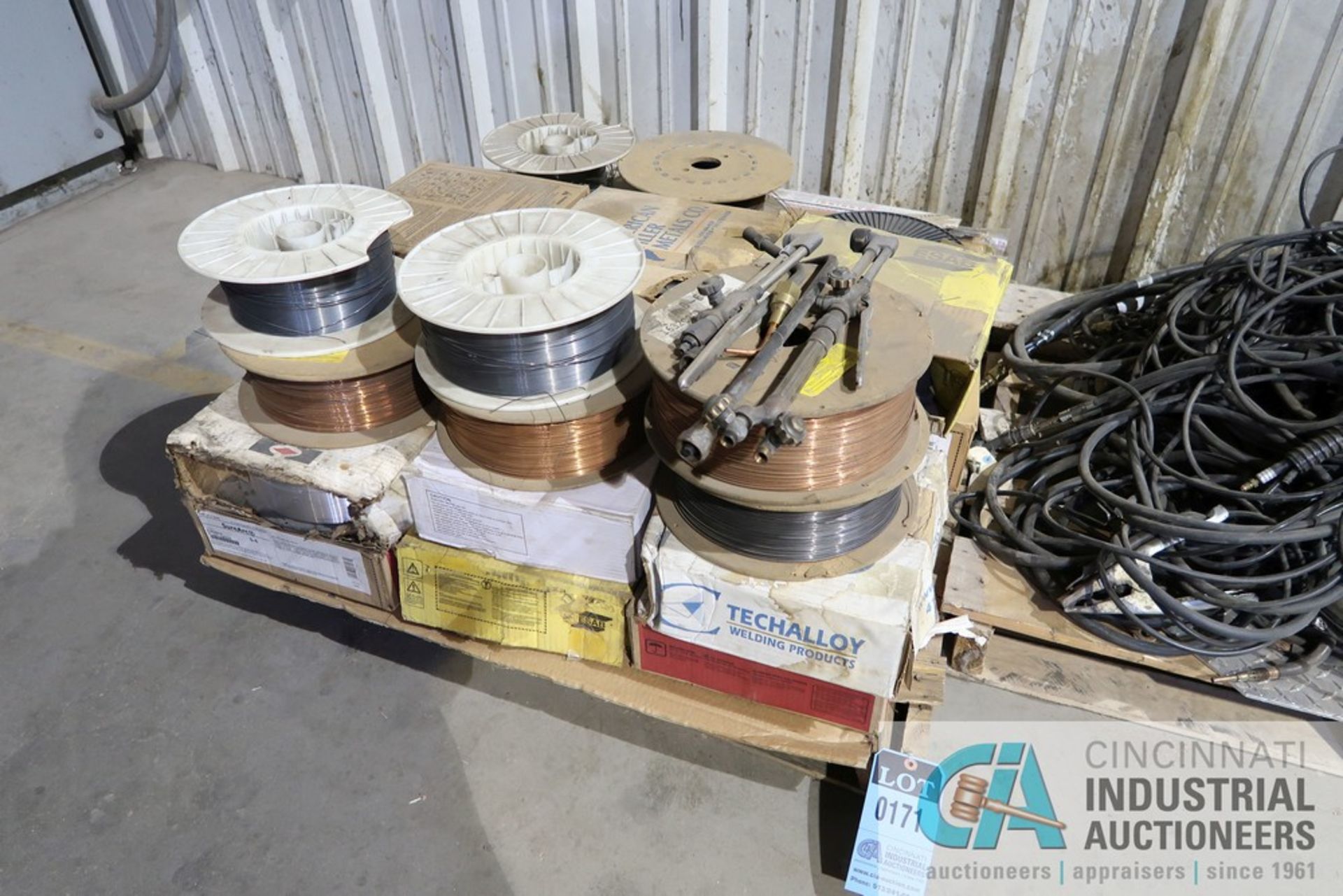 (LOT) MISCELLANEOUS SPOOLED WELDING WIRE AND TIG WELDING RODS