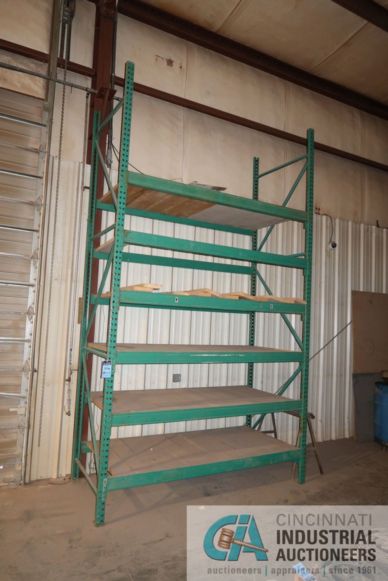 SECTIONS 44" X 90" X 14' HIGH ADJUSTABLE BEAM WOOD DECK PALLET RACK WITH (5) 14' HIGH UPRIGHTS, (36) - Image 4 of 4
