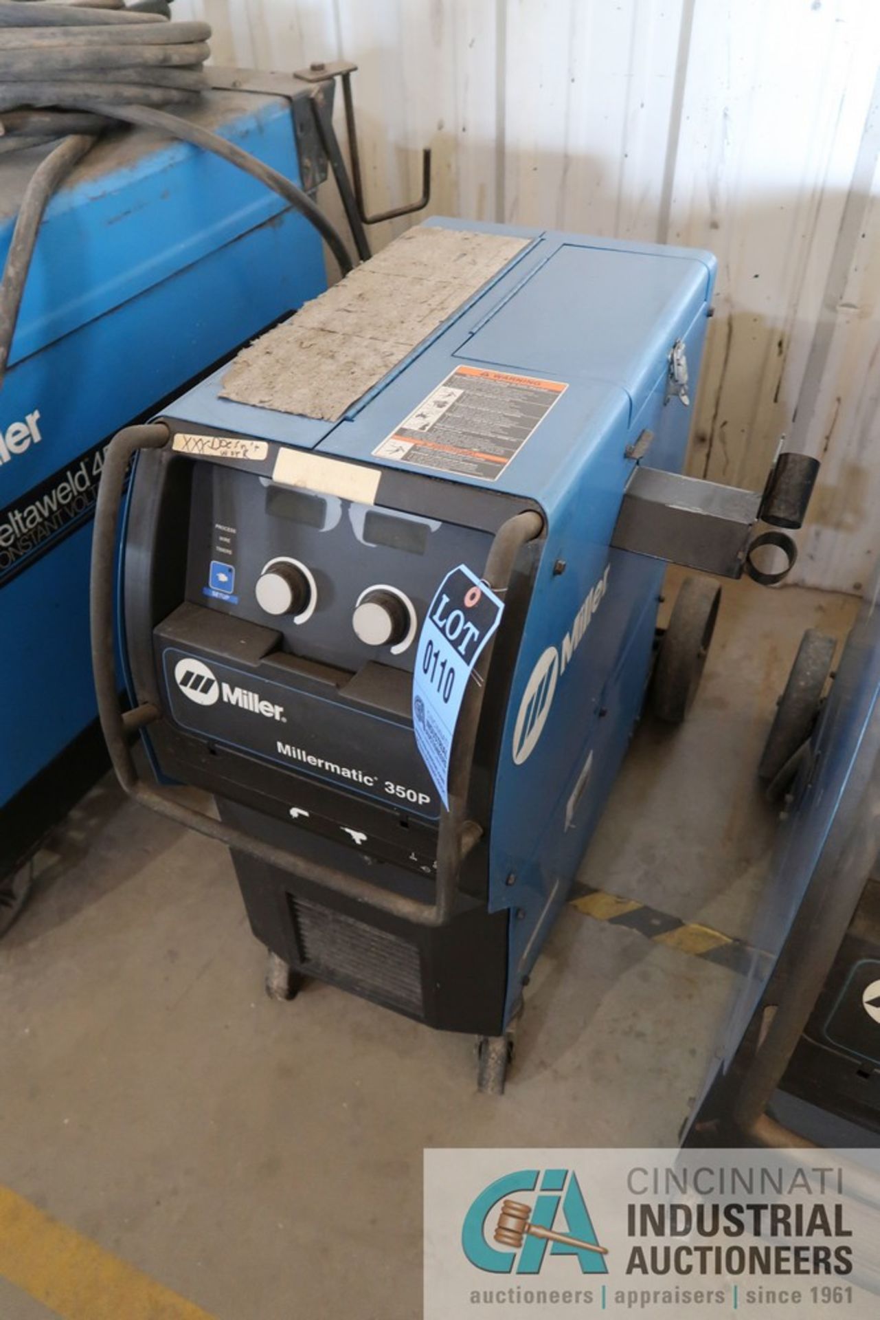 MILLER MODEL MILLERMATIC 350P MIG WELDING POWER SOURCE S/N LF046459 WITH BUILT-IN WIRE FEEDER * - Image 2 of 4