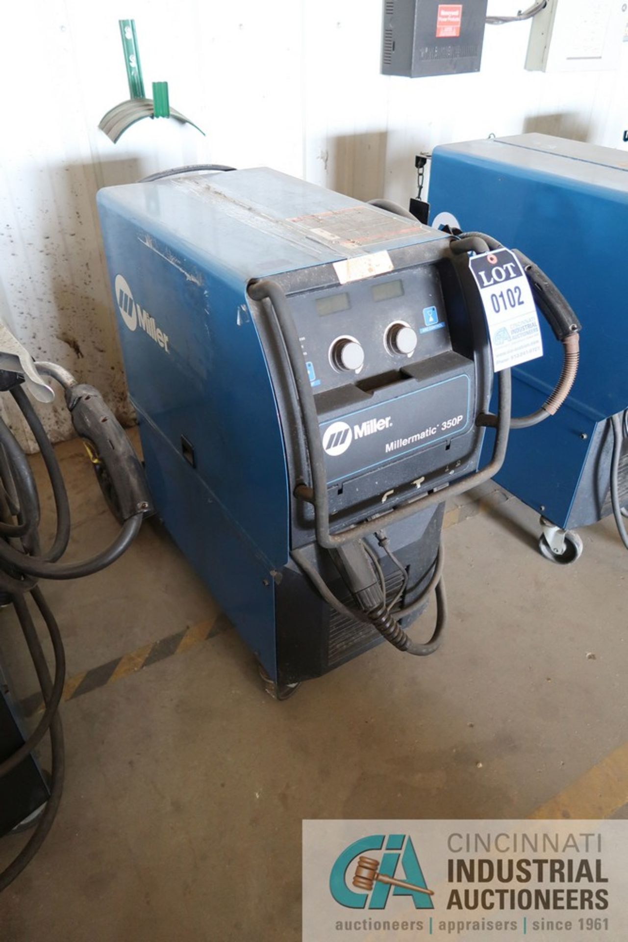 MILLER MODEL MILLERMATIC 350P MIG WELDING POWER SOURCE S/N MB310556N WITH BUILT IN WIRE FEEDER AND