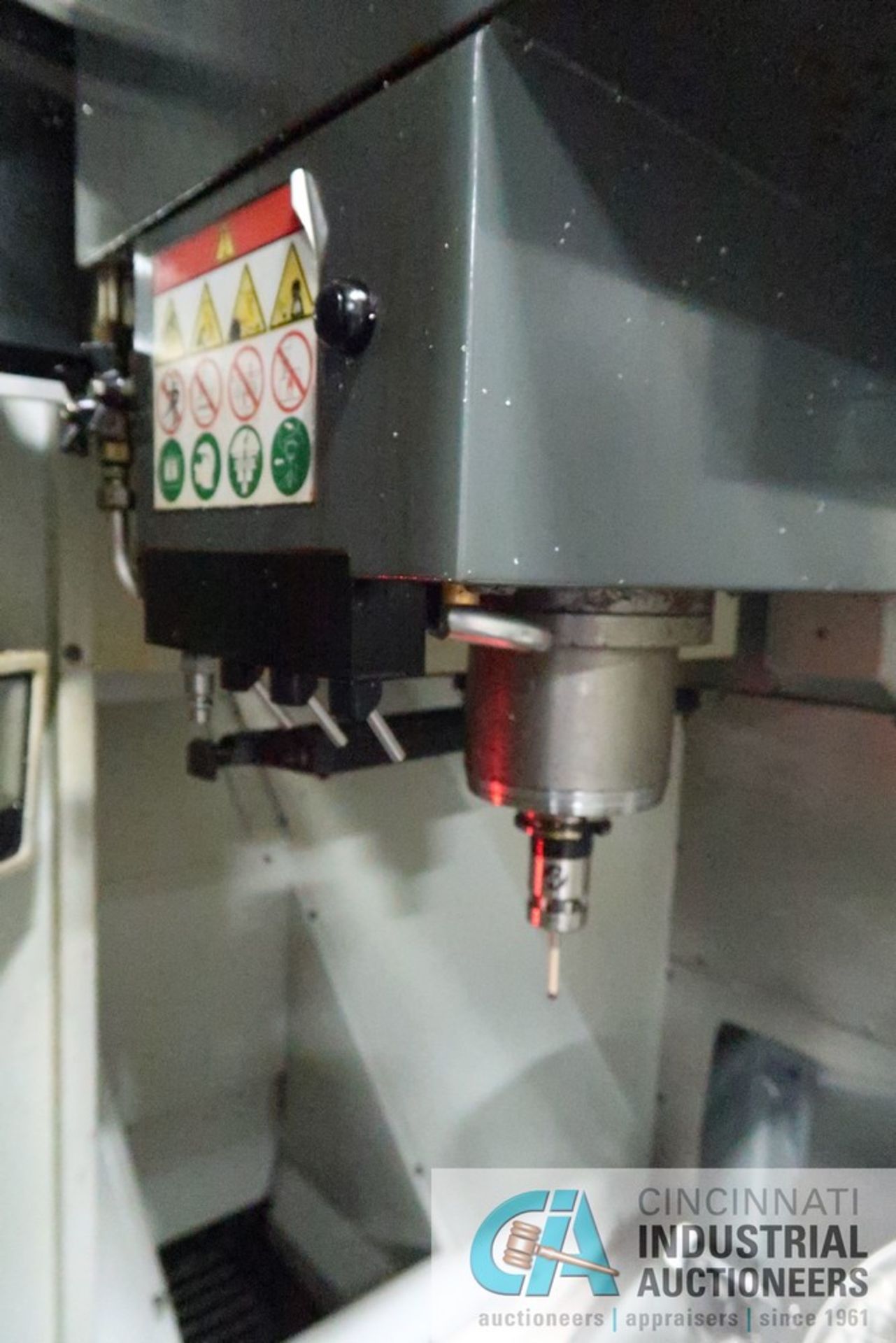 Haas Model UMC-750 Five-Axis CNC Universal Machining Center (2017) 6,578 Cutting Hours Showing - Image 8 of 19