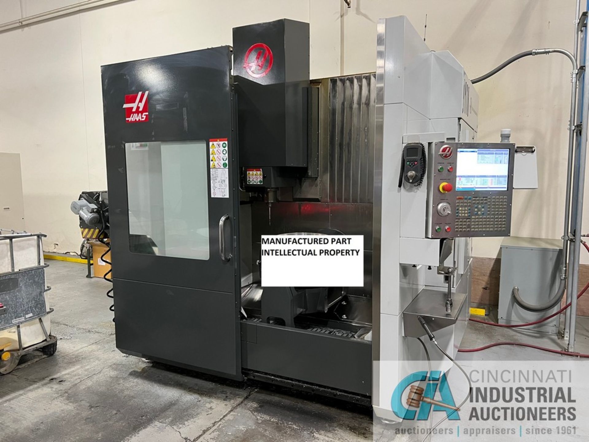 Haas Model UMC-750 Five-Axis CNC Universal Machining Center (2017) 6,578 Cutting Hours Showing - Image 2 of 19