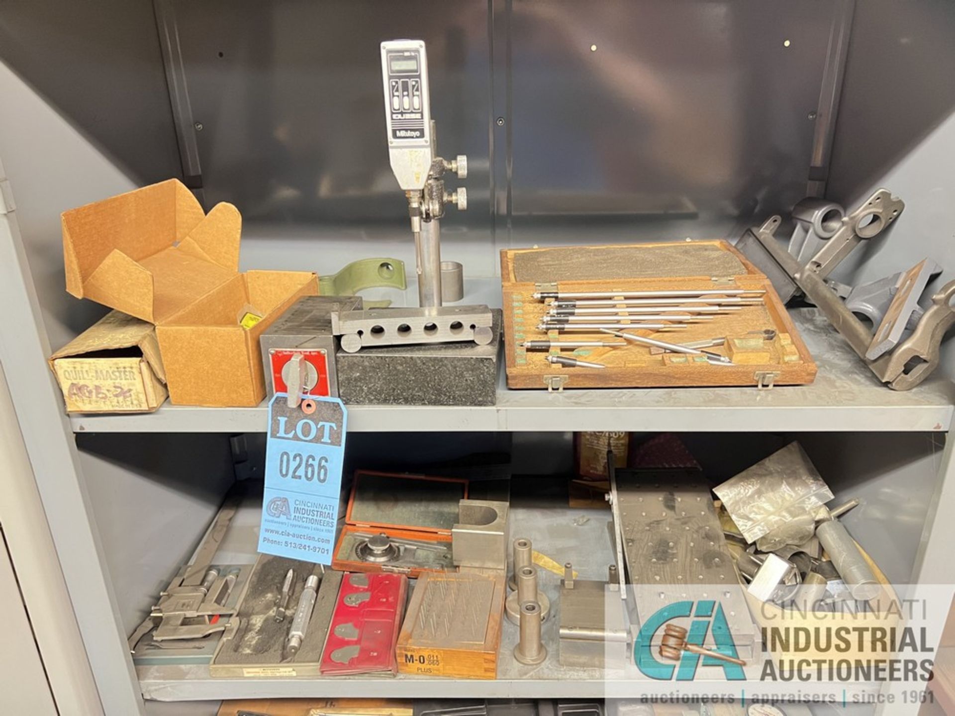 (LOT) INSPECTION EQUIPMENT; MITUTOYO INDICATOR STAND, SINE BAR, MAGNETIC BLOCK, TORQUE WRENCH, - Image 2 of 3