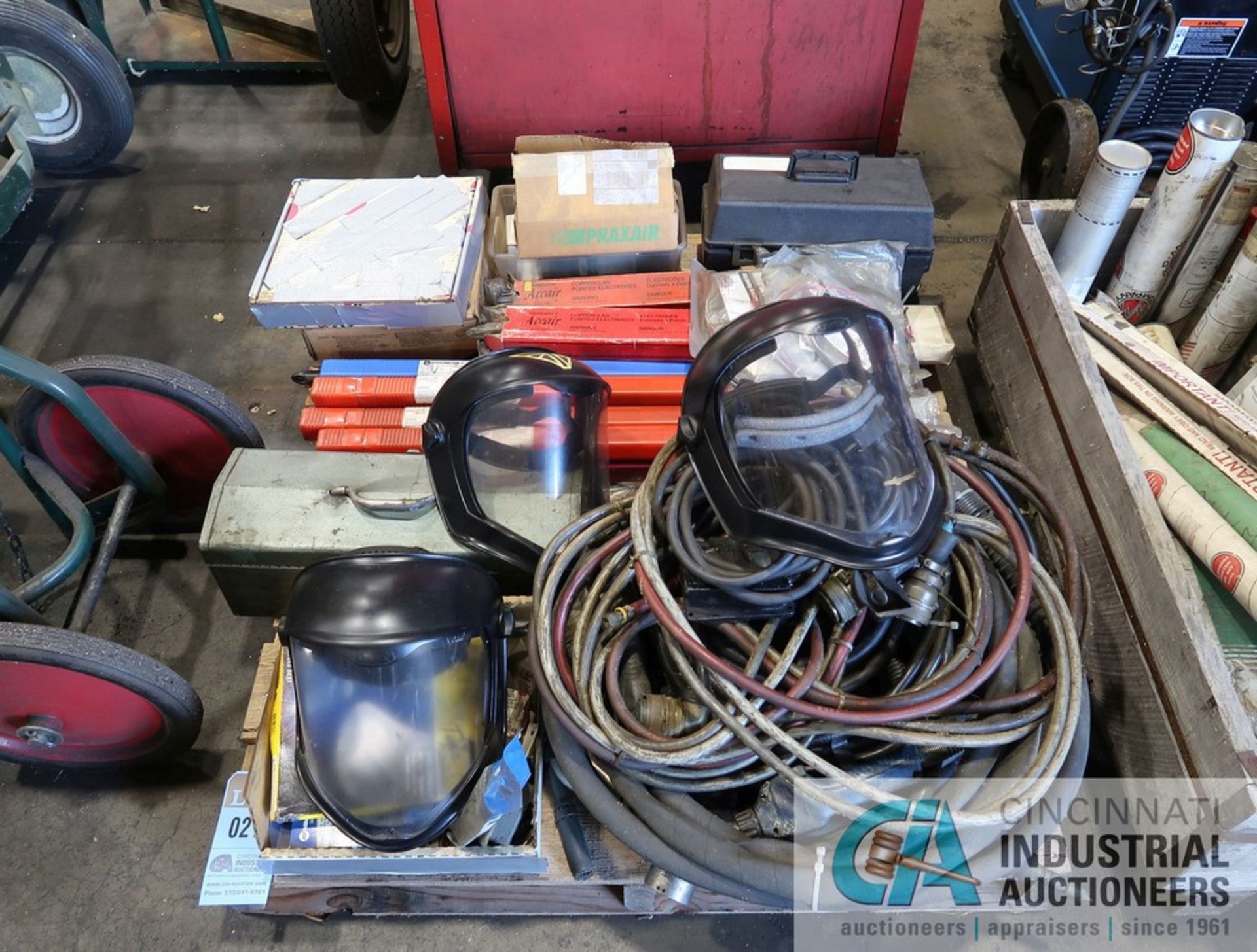 SKIDS MISCELLANEOUS WELDING SUPPLIES - Image 2 of 4