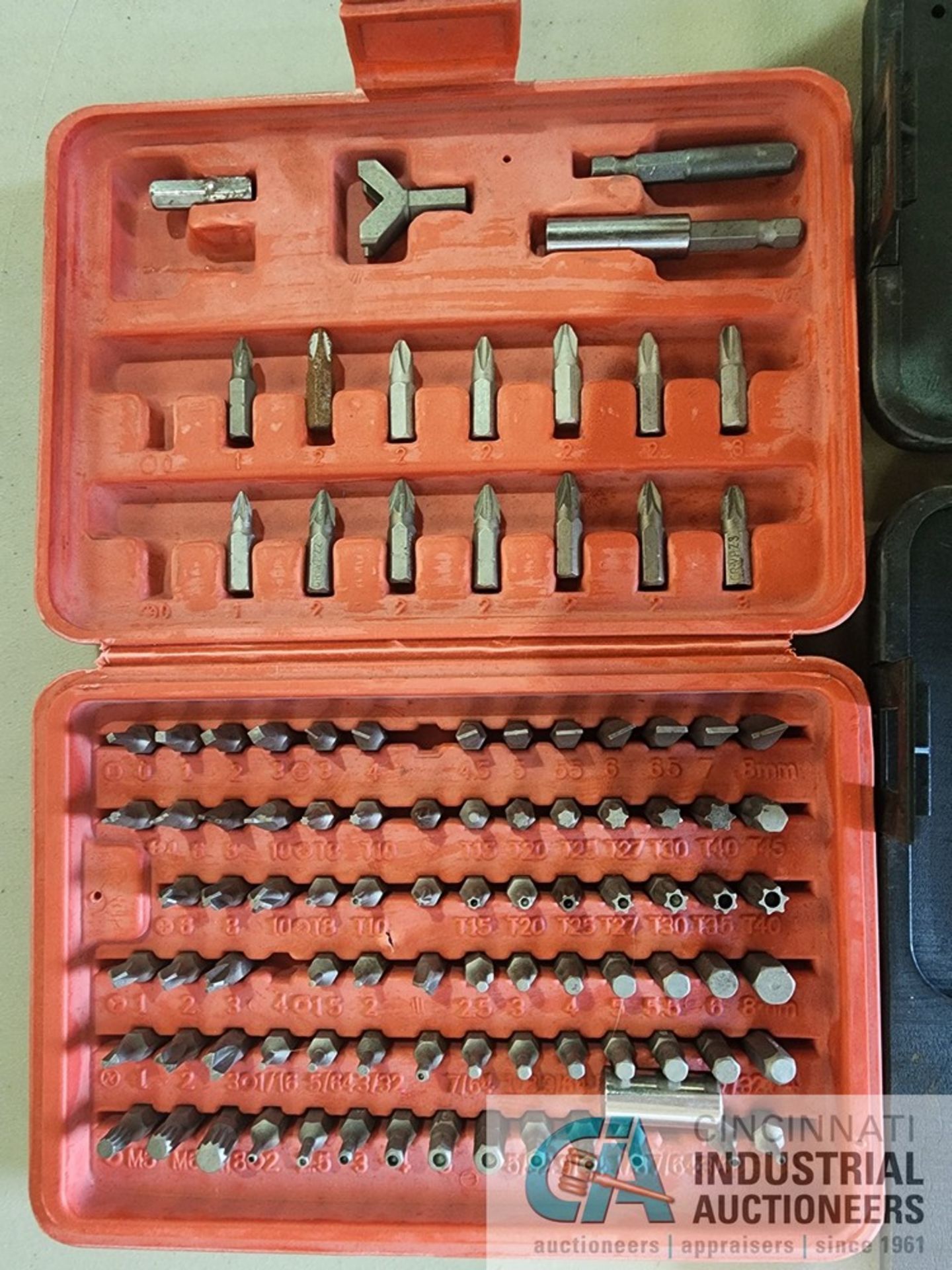 DRILL TYPE DRIVER SETS - Image 3 of 3