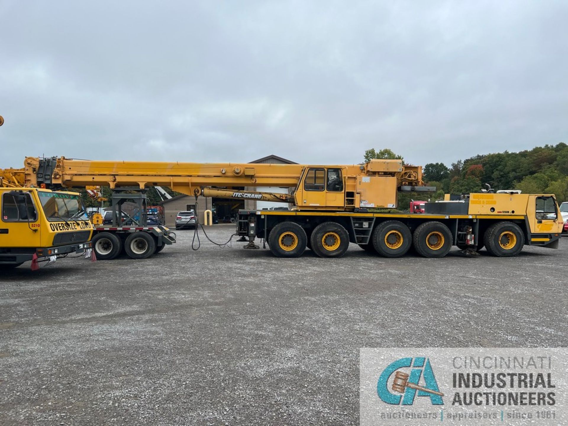 150 TON/1997 GROVE MODEL GMK 5150B TRUCK CRANE, VIN: 5310-8050, MERCEDES 442/6M 366 ENGINE; - Image 10 of 60