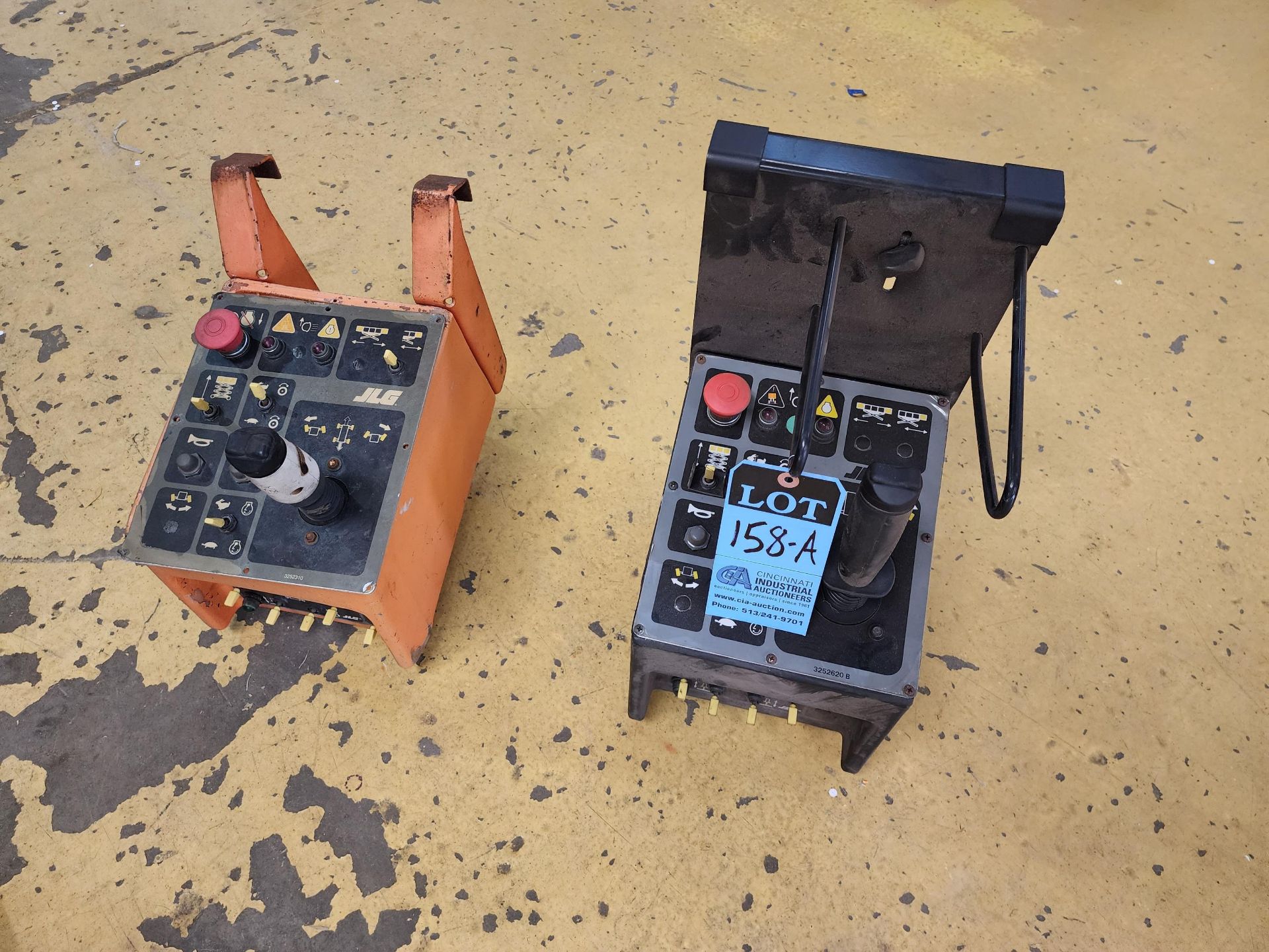 JLG CONTROL BOXES - Image 3 of 5