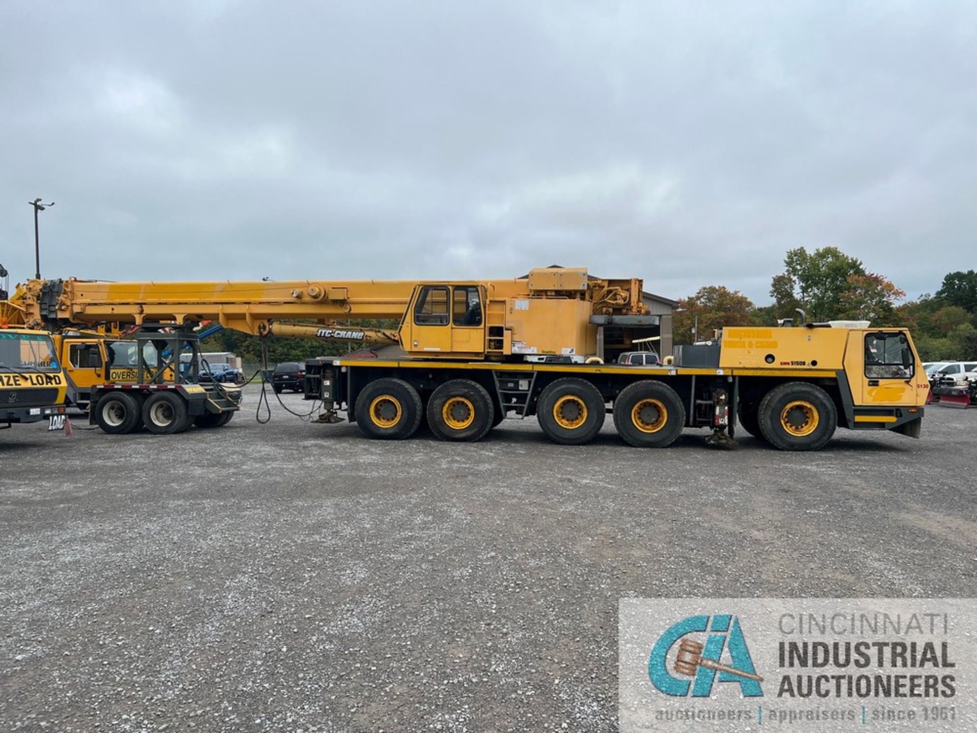 150 TON/1997 GROVE MODEL GMK 5150B TRUCK CRANE, VIN: 5310-8050, MERCEDES 442/6M 366 ENGINE; - Image 9 of 60