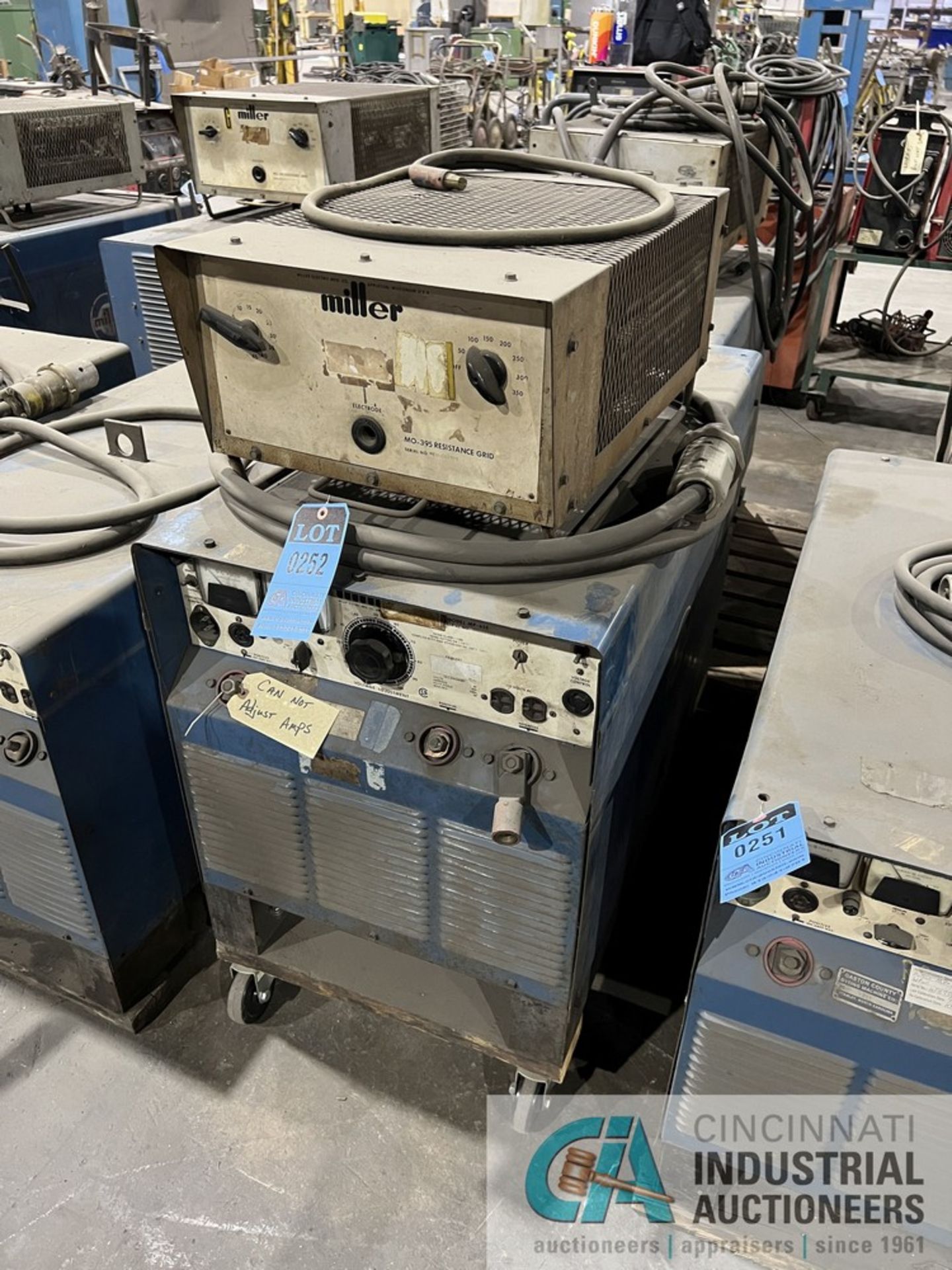 650 AMP MILLER MP-65E WELDER; S/N HG058568, W/ MILLER MO-395 RESISTANCE GRID (NO AMP ADJUSTMENT) **