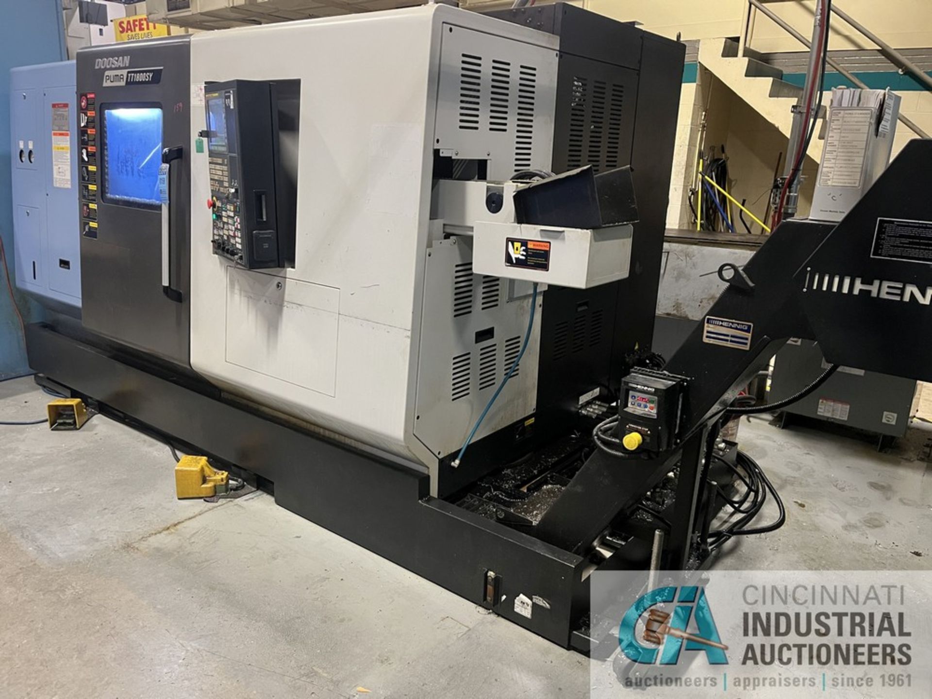 DOOSAN MODEL TT1800SY DUAL SPINDLE LIVE TOOL CNC LATHE; S/N ML0177-000970 (NEW 4/2017), DISTANCE - Image 2 of 15