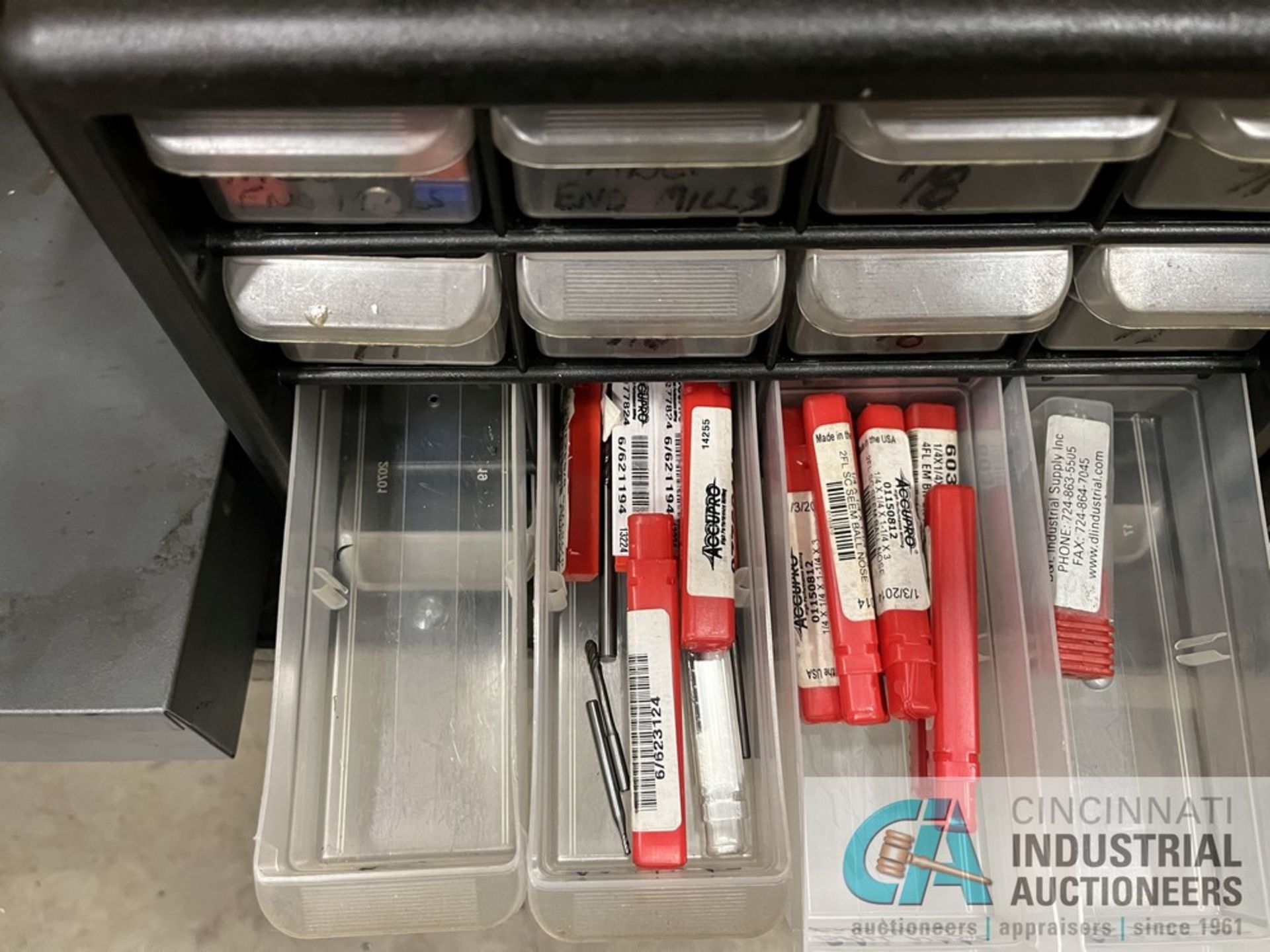 ROLLING CART WITH TOOLING ASSORTMENT, (2) ER40 COLLET HOLDERS, DRAWERED BIN WITH TOOLING, DRILL - Image 11 of 13