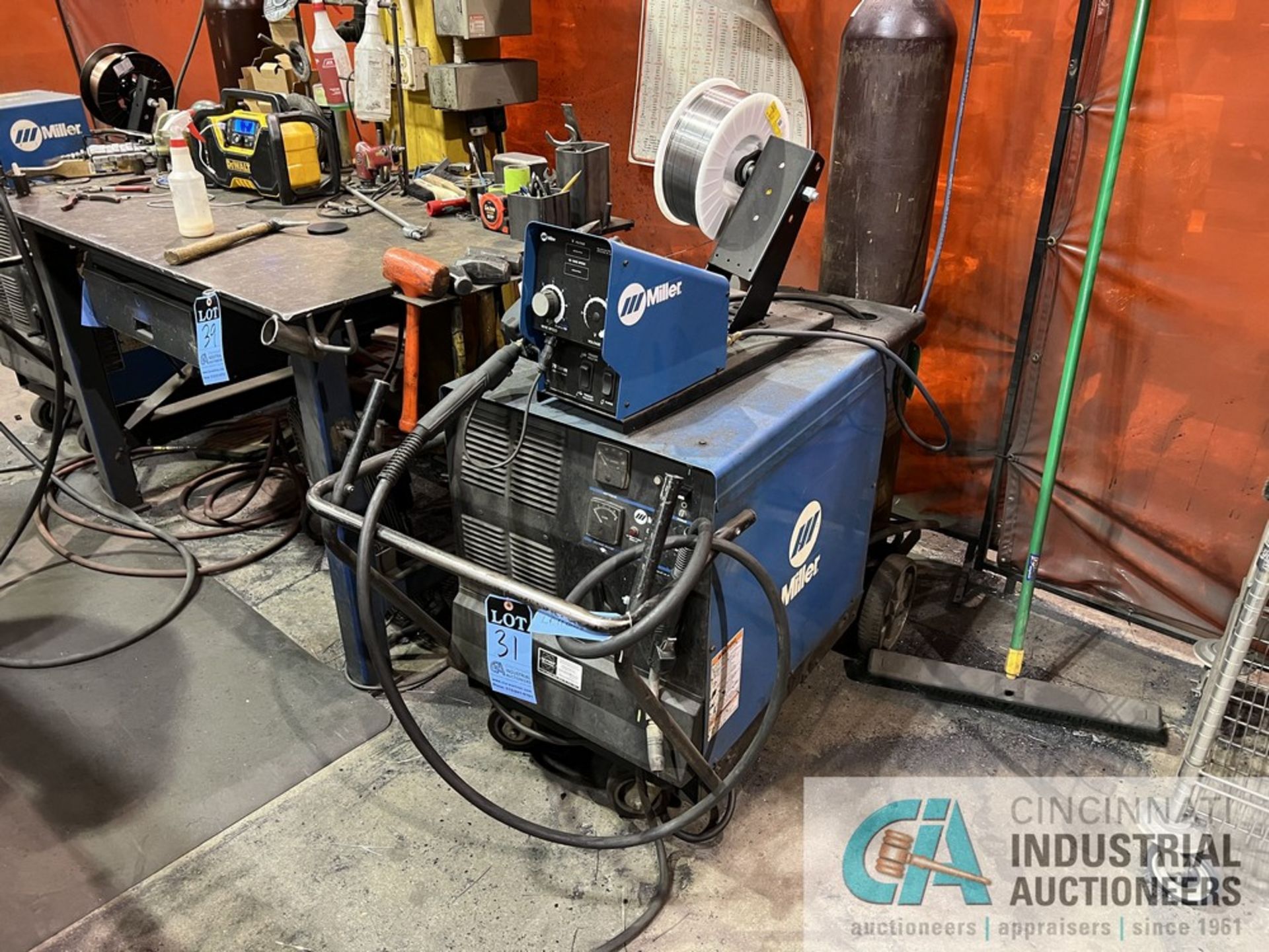 300-AMP MILLER MODEL CP-302 WELDER W/ 70 SERIES WIRE FEED