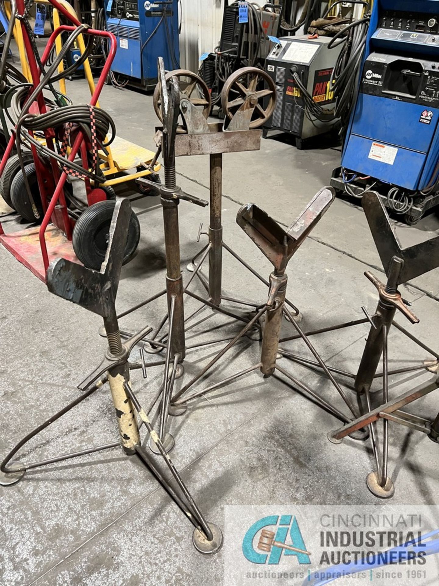 (LOT) MISCELLANEOUS PIPE STANDS - Image 2 of 2