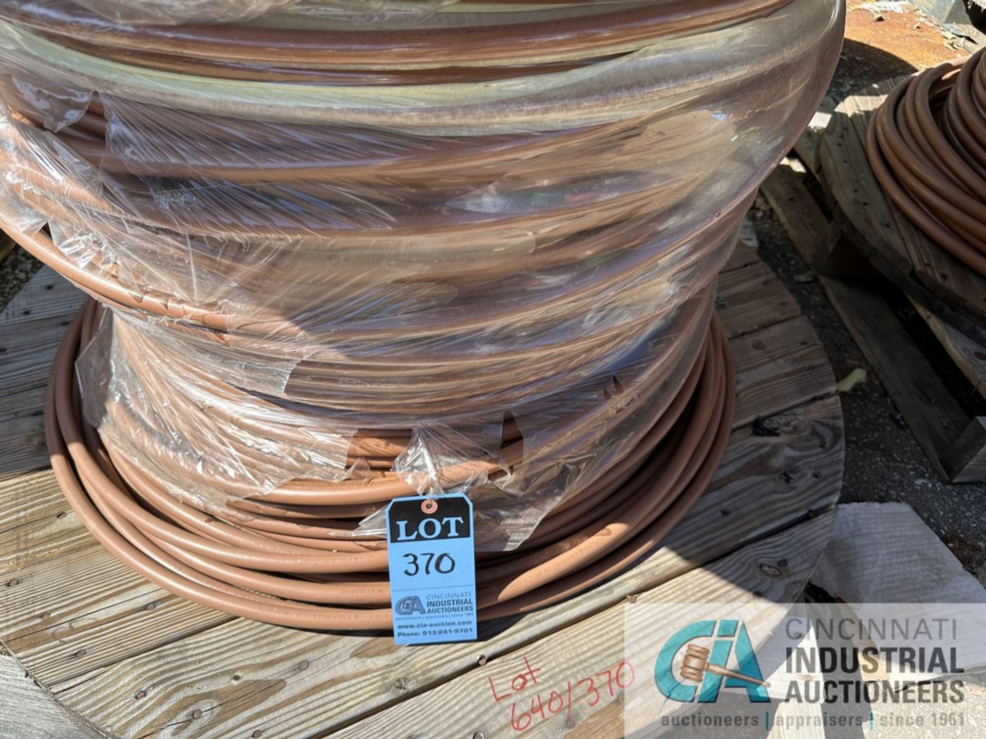 (1) SPOOL, APPROX. 1,500' ALUMINUM WIRE, BROWN, 250 KCMIL / MCM, Lengths are estimates only, no - Image 2 of 5