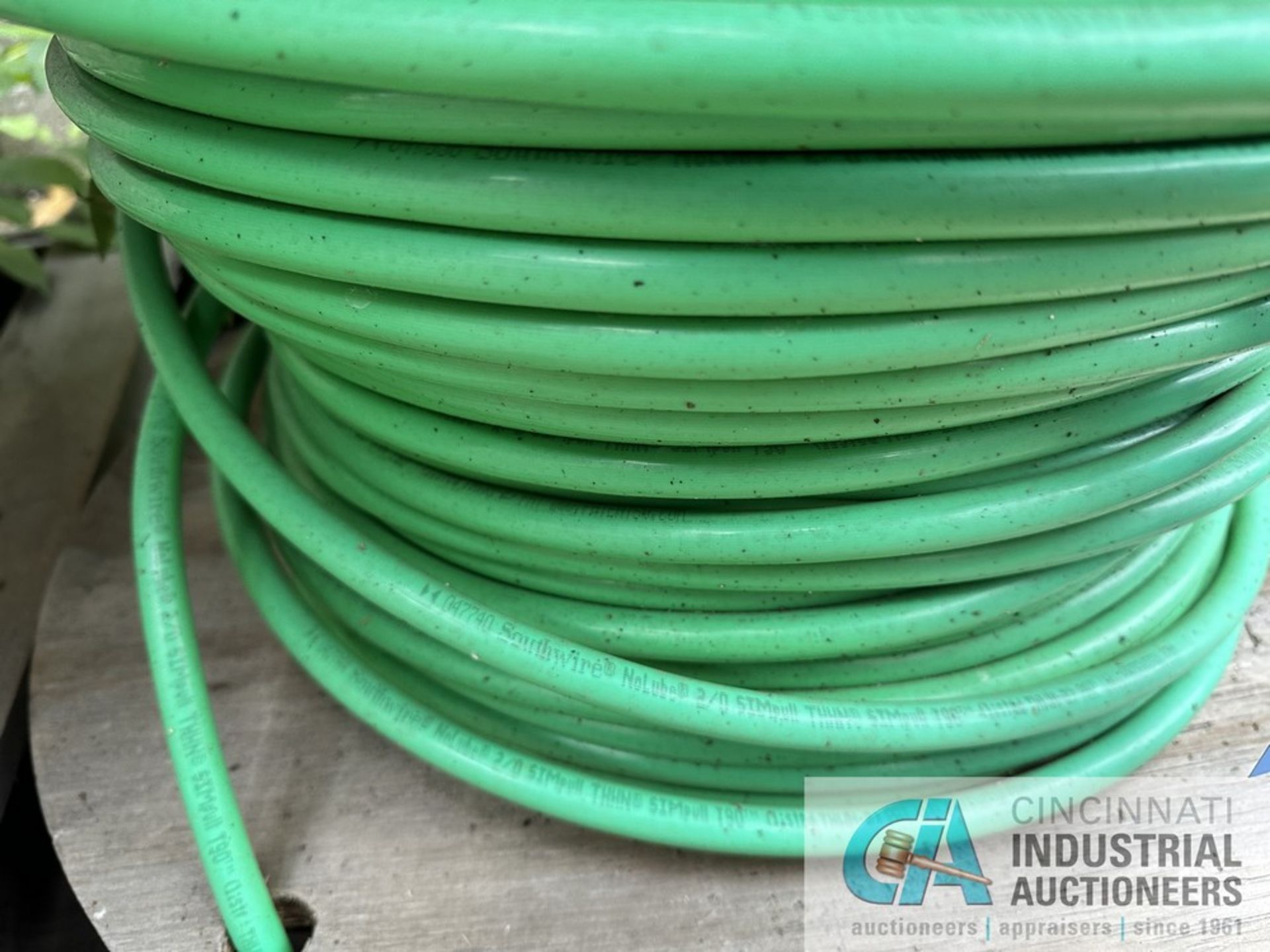(1) SPOOL, APPROX. 300' ALUMINUM WIRE, GREEN, 2/0, Lengths are estimates only, no claim can be - Image 2 of 3