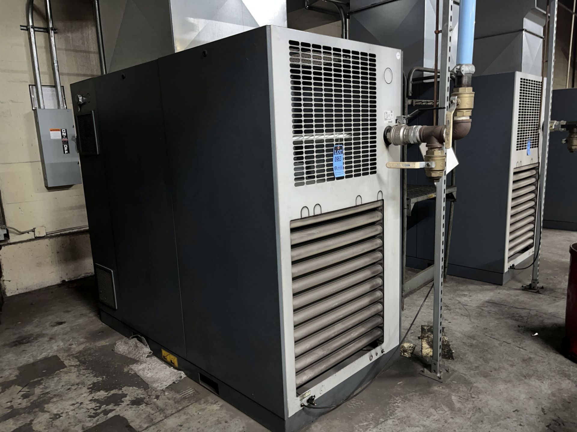 125-HP ATLAS COPCO MODEL GA90VSD ROTARY SCREW TYPE AIR COMPRESSOR; S/N AP1666414 (NEW 2014), MAWP