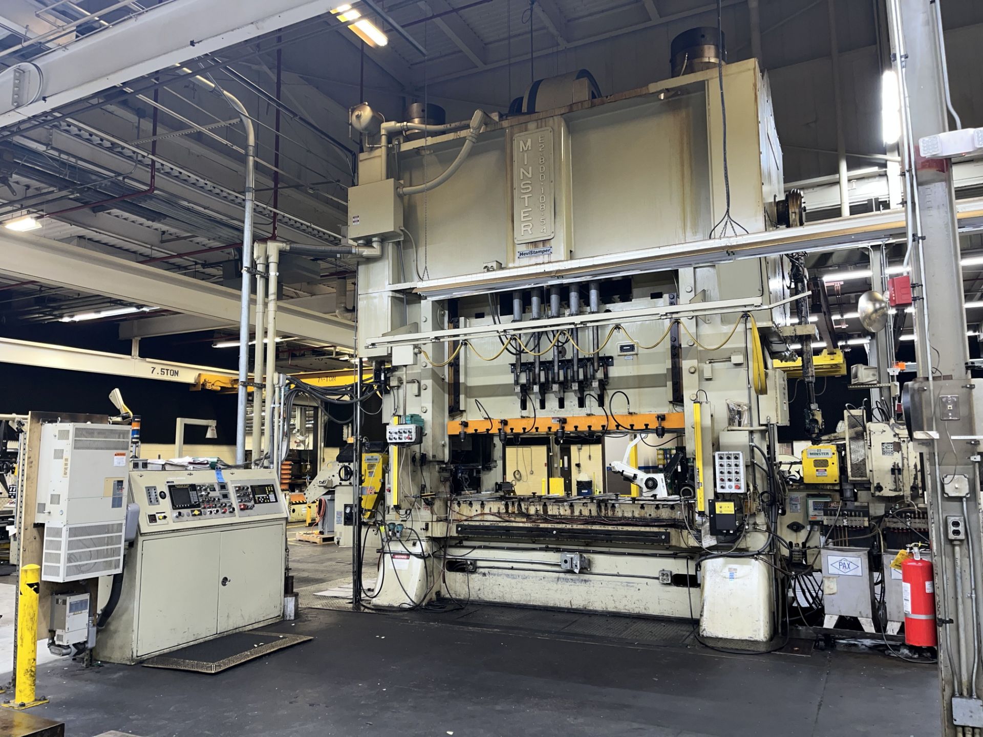 800 TON MINSTER MODEL E2-800 "HEVI-STAMPER" STRAIGHT SIDE PRESS; S/N E2-800-28280, 8" STROKE, 36" - Image 5 of 20