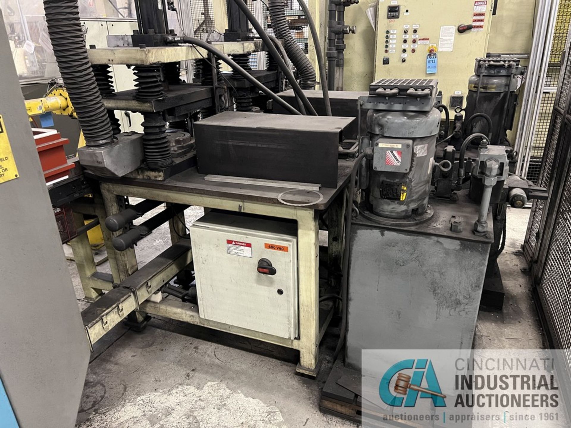 10" DIAMETER HYDRAULIC PLATEN PRESSES WITH PARKER HYDRAULIC UNITS AND HEAT EXCHANGER AND 10" PARTS - Image 7 of 11