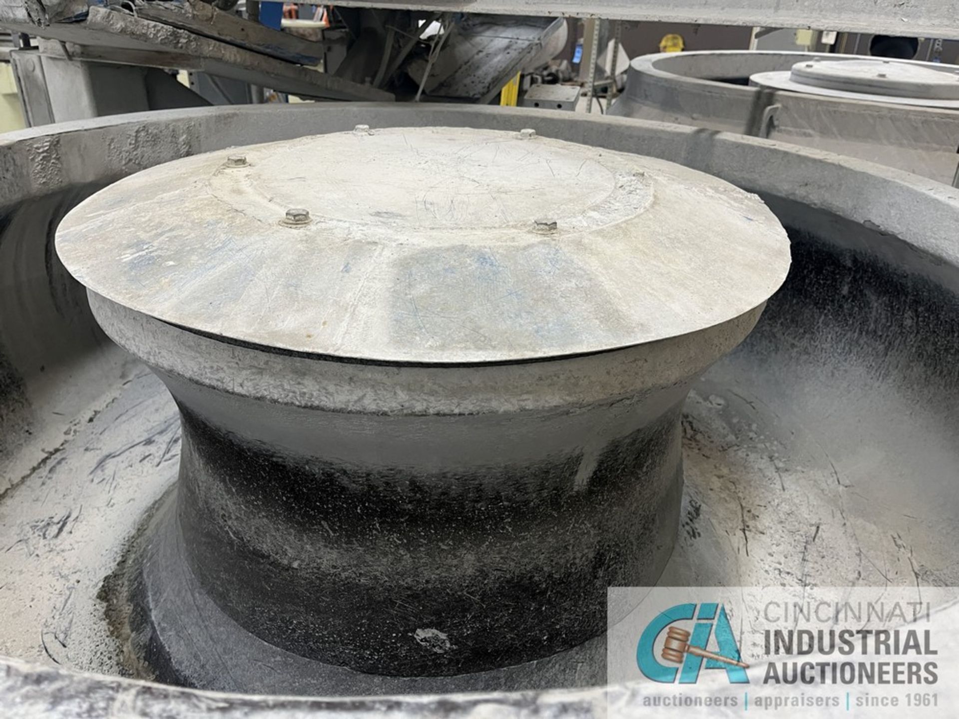 56" DIAMETER / 23 CUBIC FOOT ALMCO VIBRATORY FINISHING BOWL **SUBJECT TO OVERALL BID** - Image 6 of 8
