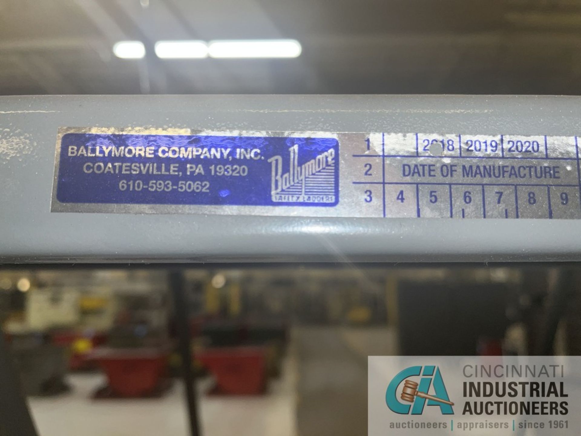 100" BALLYMORE PORTABLE SHOP LADDER - Image 9 of 9
