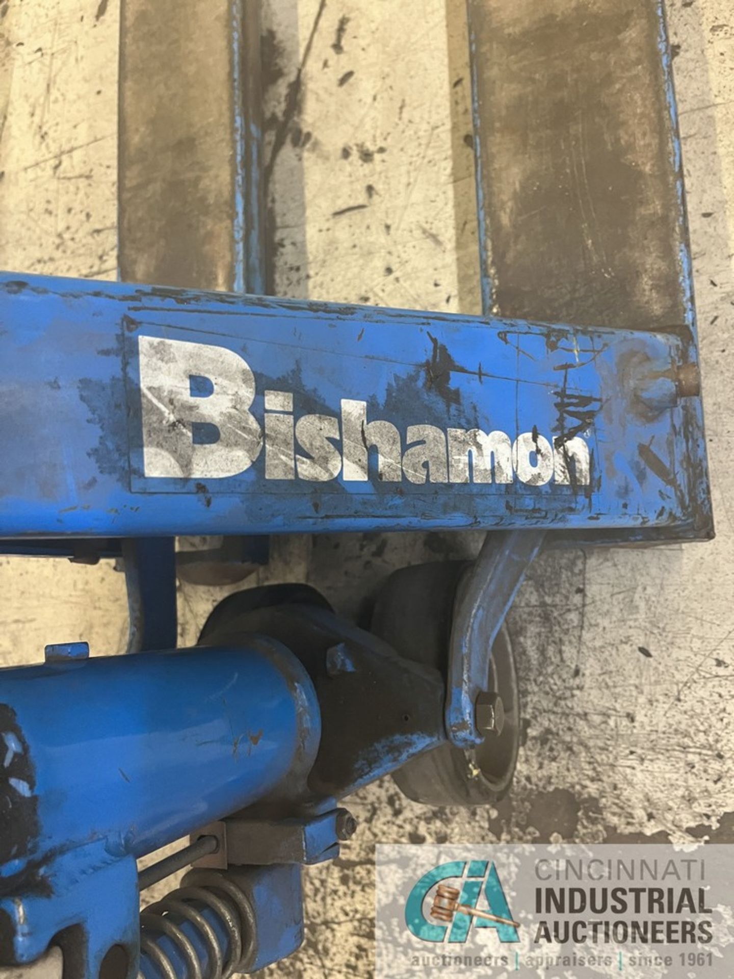 5,500 LB. BISHAMON 42" FORK PALLET TRUCK - Image 4 of 4