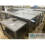 (LOT) MISCELLANEOUS STEEL TABLES AND SHELVES