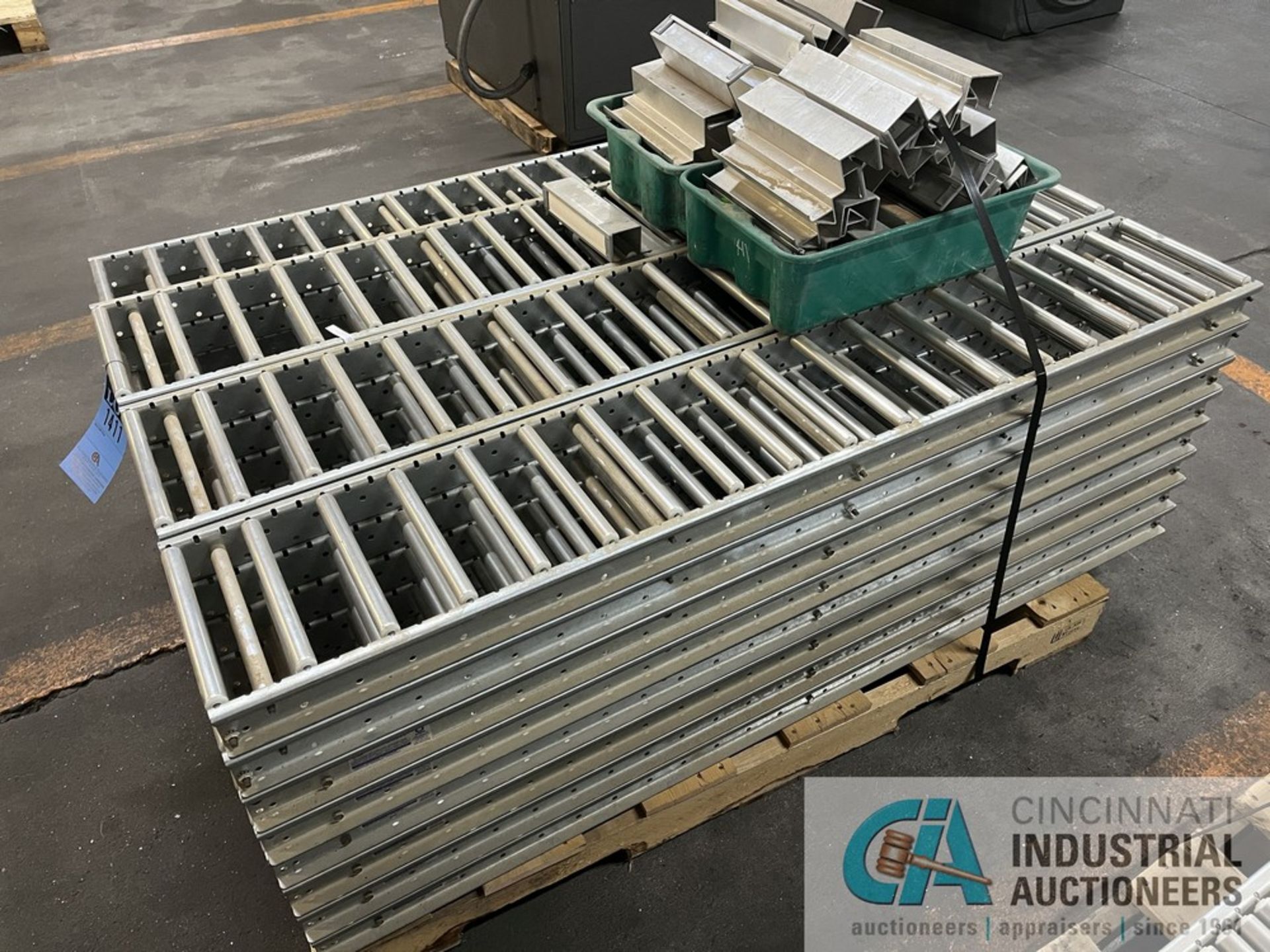 SKID OF 8" ALUMINUM ROLLER CONVEYOR; 55" LENGTH, (31) SECTIONS BOX OF HANGERS BANDED ON SKID - Image 2 of 5