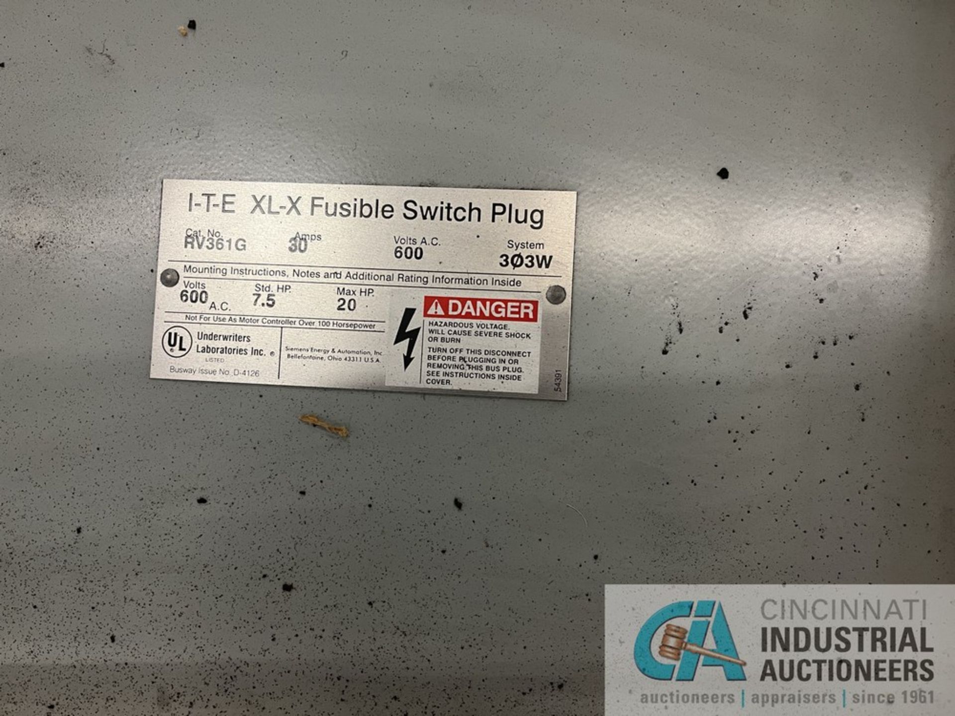 SKID OF ELECTRIC FUSIBLE SWITCH PLUG BOXES; GE, ITE - Image 5 of 6