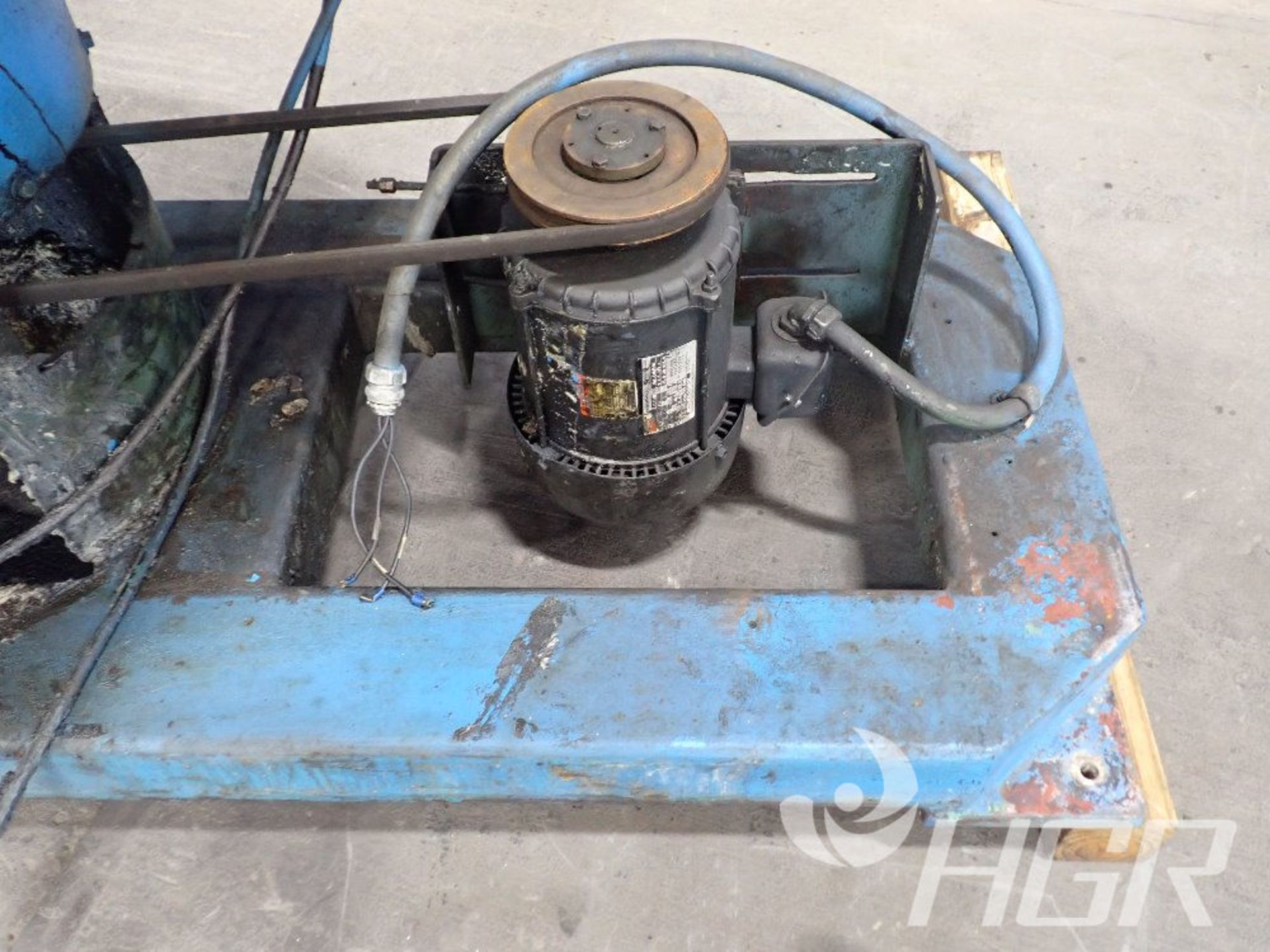ALMCO VIBRATORY FINISHER, Model OR-5C, Date: n/a; s/n 37803, Approx. Capacity: 36", Power: n/a, - Image 7 of 10