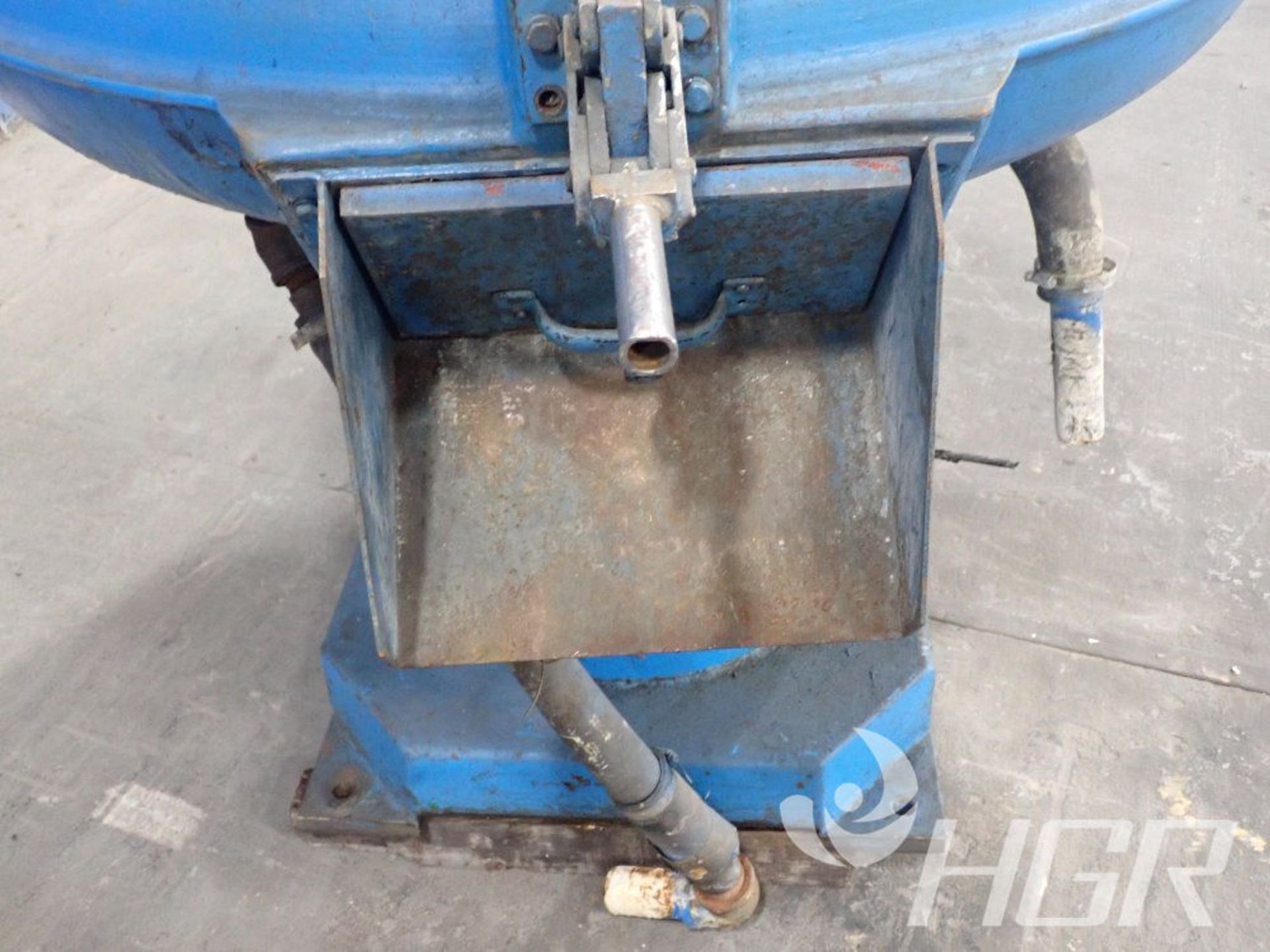 ALMCO VIBRATORY FINISHER, Model OR-5C, Date: n/a; s/n 37803, Approx. Capacity: 36", Power: n/a, - Image 5 of 10