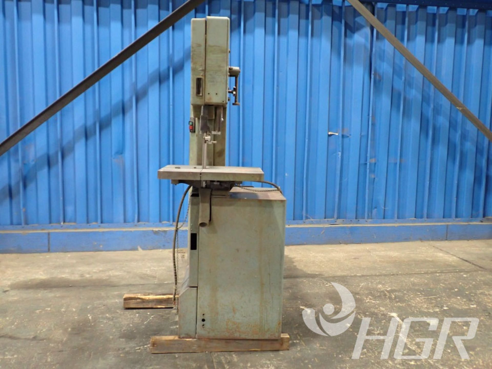 DELTA VERTICAL BAND SAW , Model 28-654, Date: n/a; s/n 88FA2262, Approx. Capacity: 20X8, Power: 3/ - Image 2 of 8