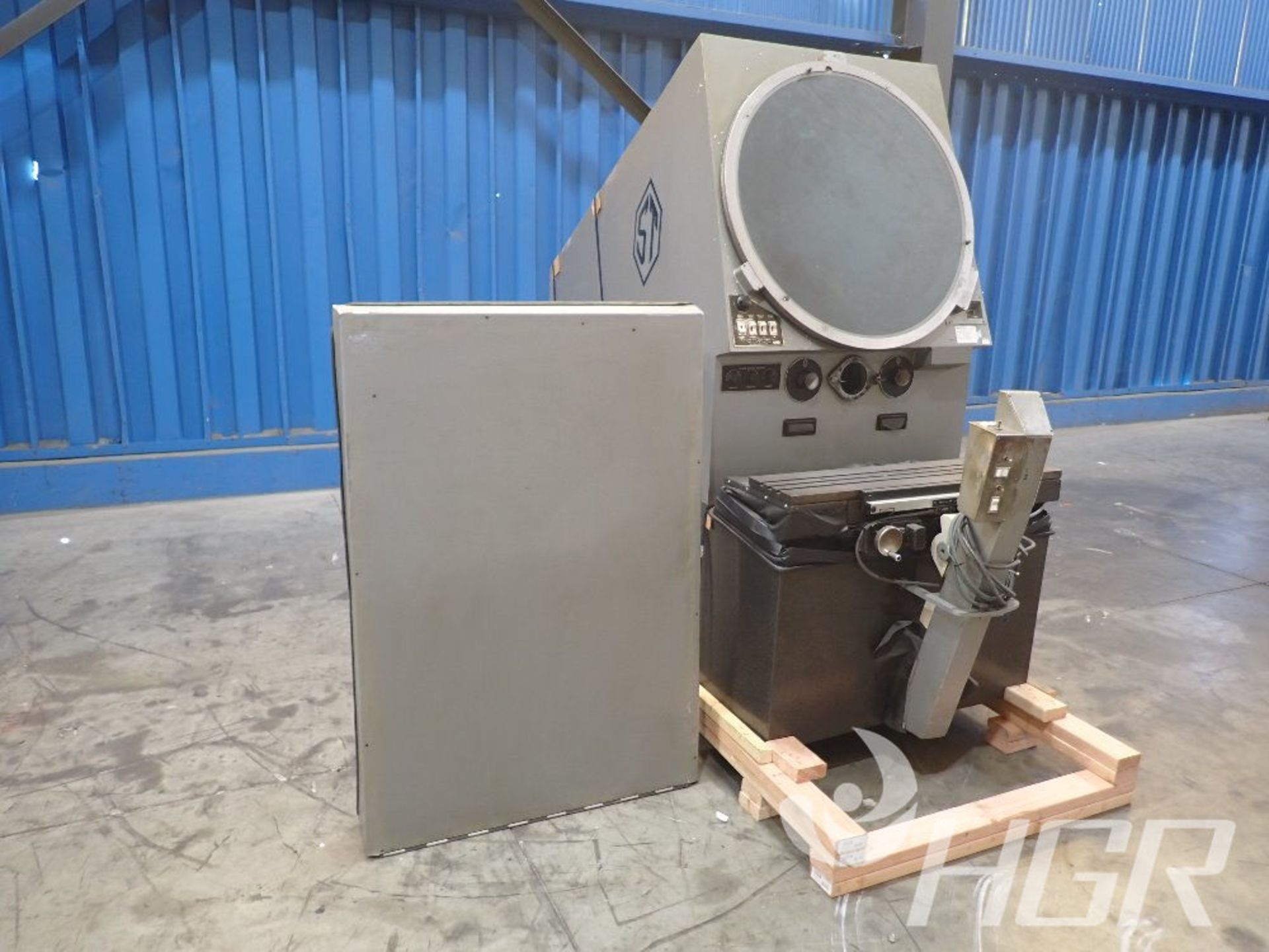 SCHERR TUMICO COMPARATOR, Model 22-2500, Date: n/a; s/n n/a, Approx. Capacity: 30", Power: 1/60/115,