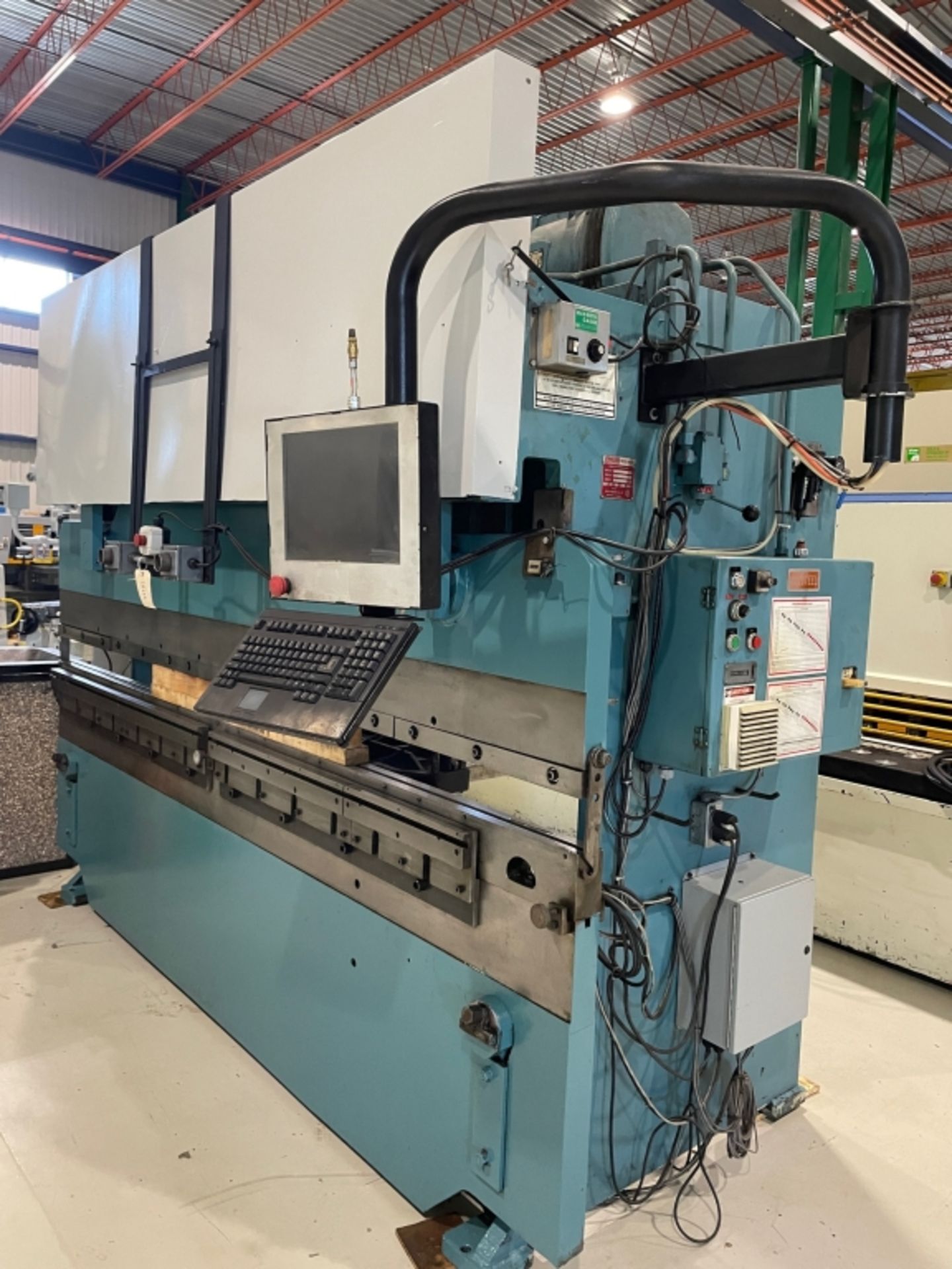 ALLSTEEL 70 TON X 10' CNC PRESS BRAKE MOD: 70-10, SN: 412, MAGNETIC GAUGE, 550V 3PH ** LOCATED IN - Image 2 of 10