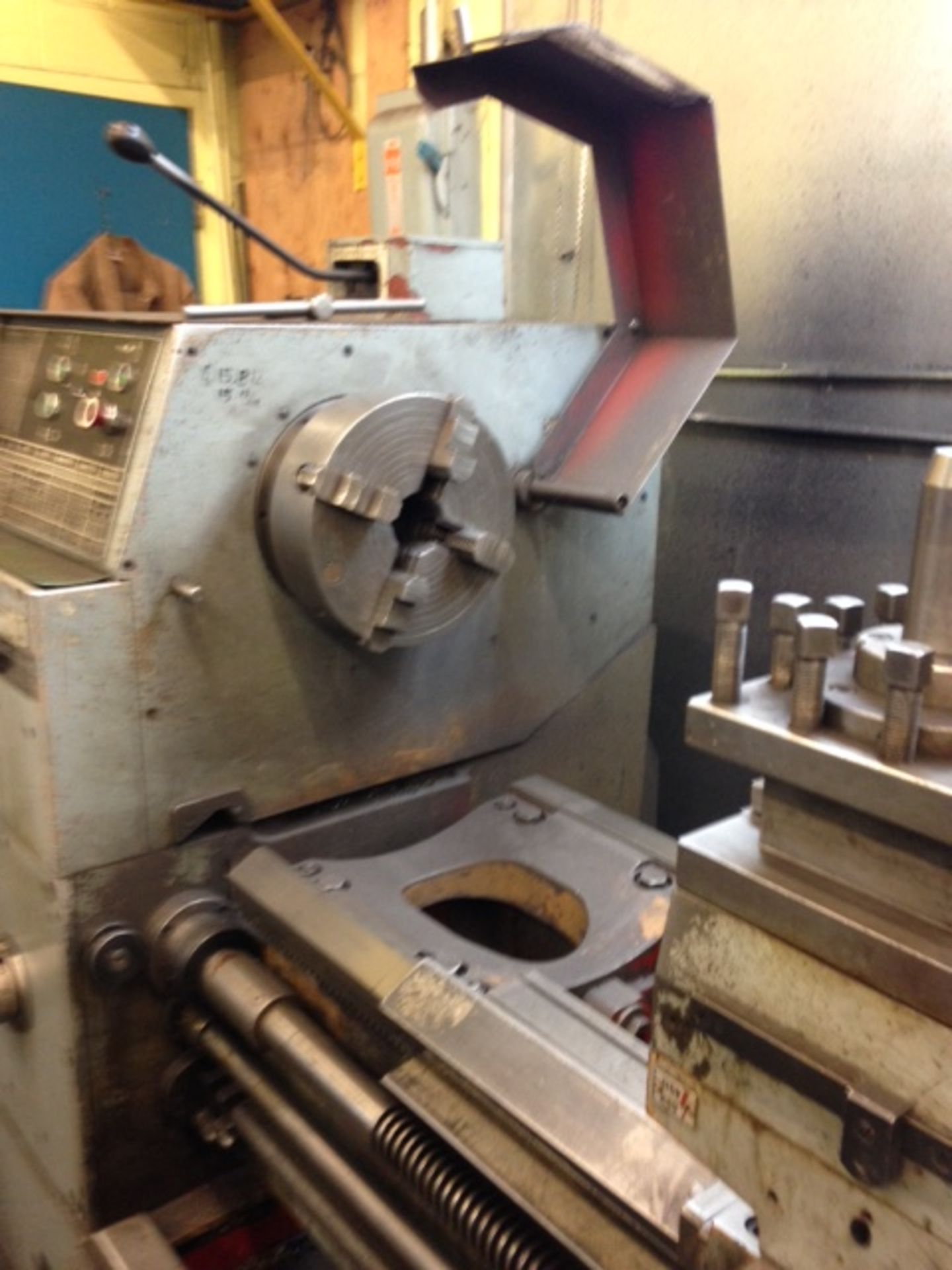 (1979) SZIM ENGINE LATHE 20''/32'' X 120'', 3'' BORE, STEADY REST, TAILSTOCK, SEE PHOTOS FOR SPECS * - Image 4 of 11