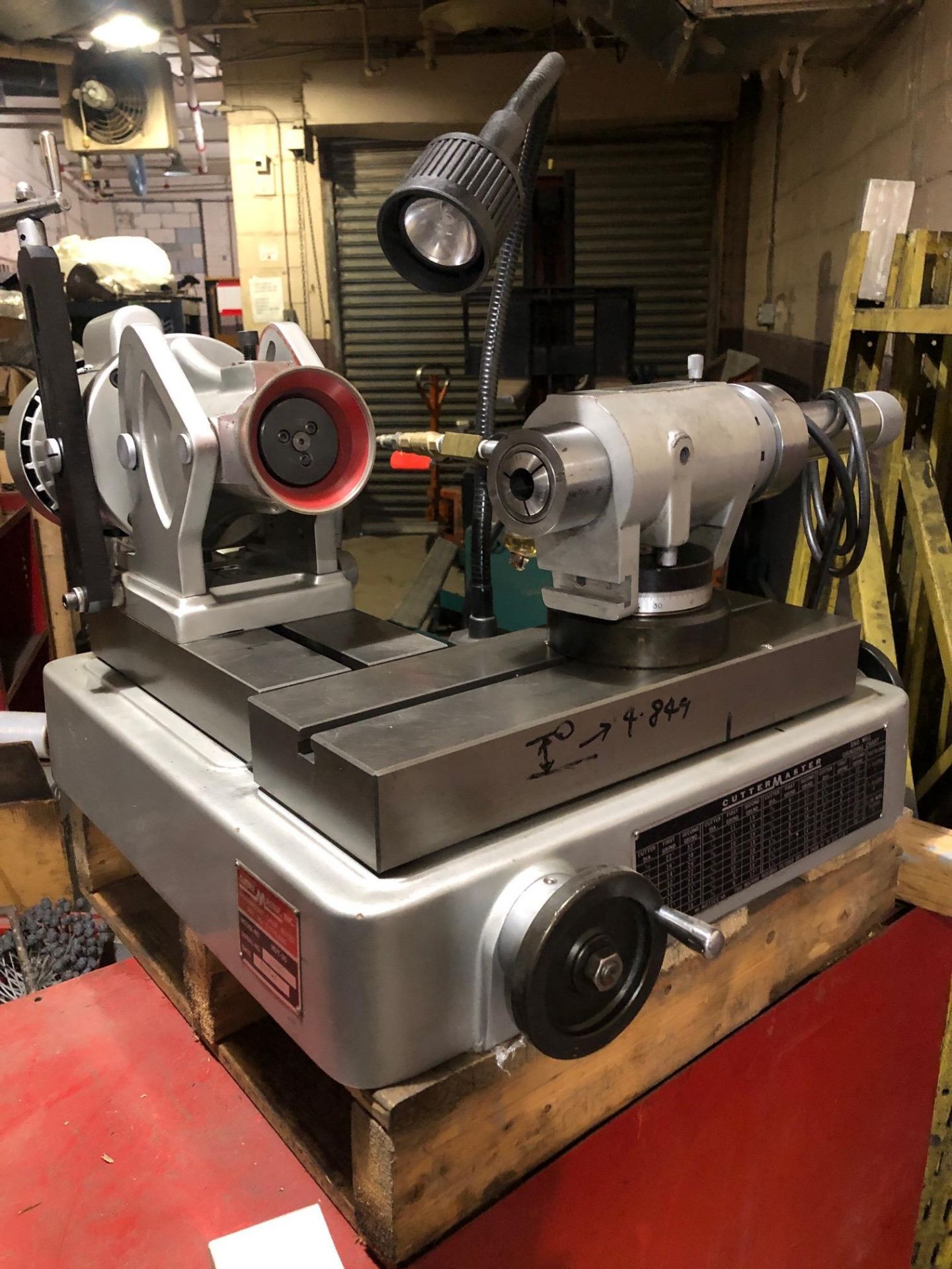CUTTERMASTER TOOL GRINDER/SHARPENER MOD: HDT-30 * LOCATED AT 111 NEWMAN ST., LASALLE QC *