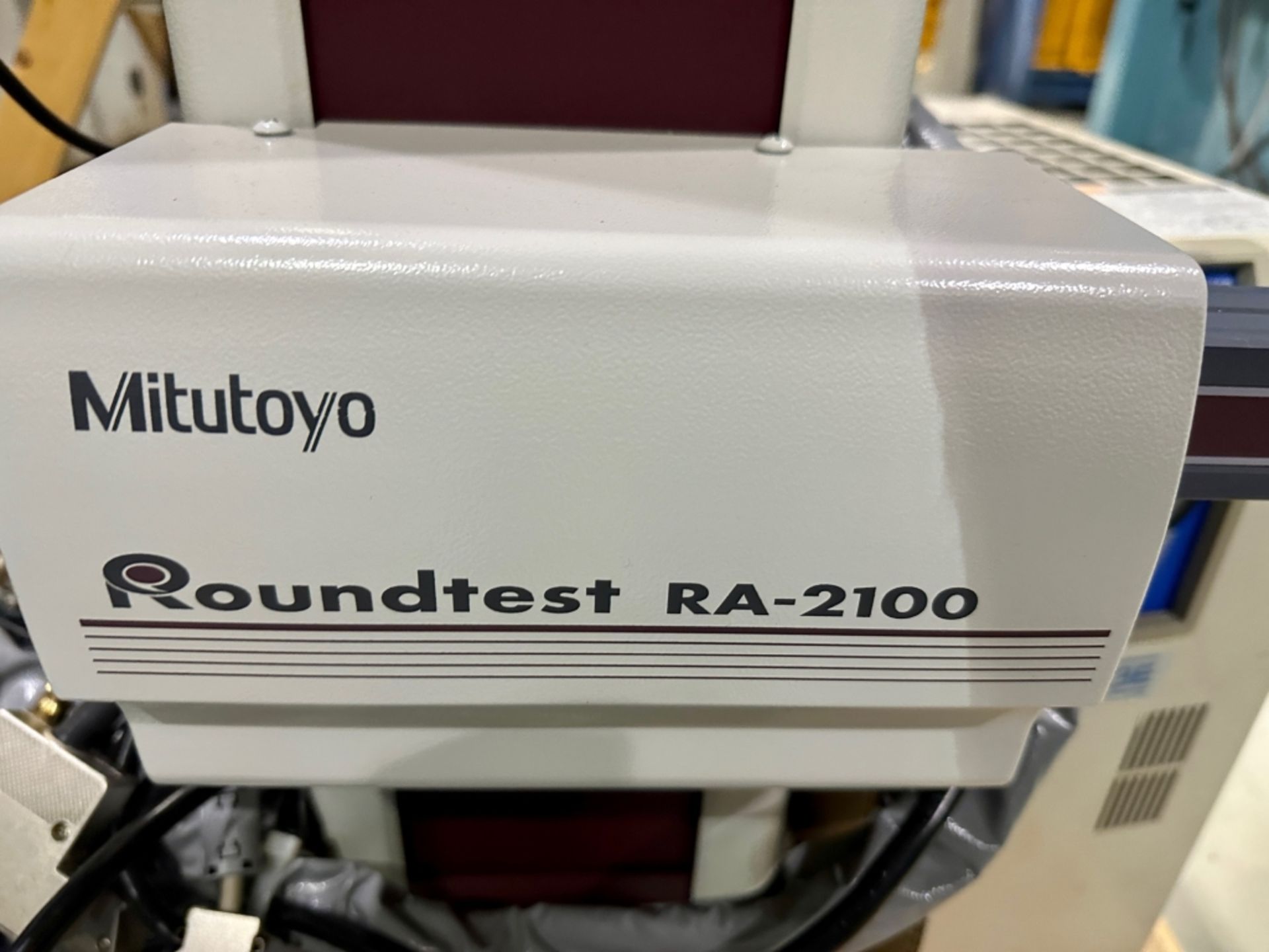 MITUTOYO ROUNDNESS TESTER MOD: RA-2100 * LOCATED IN MONTREAL QC * - Image 2 of 5